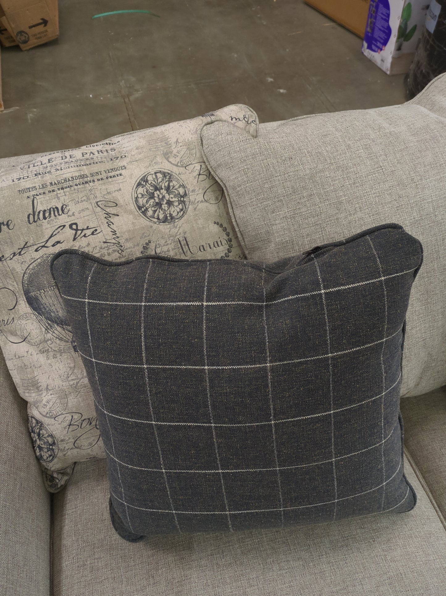 Signature Design by Ashley Velletri Chenille Stylish Loveseat, Beige - Retail $764