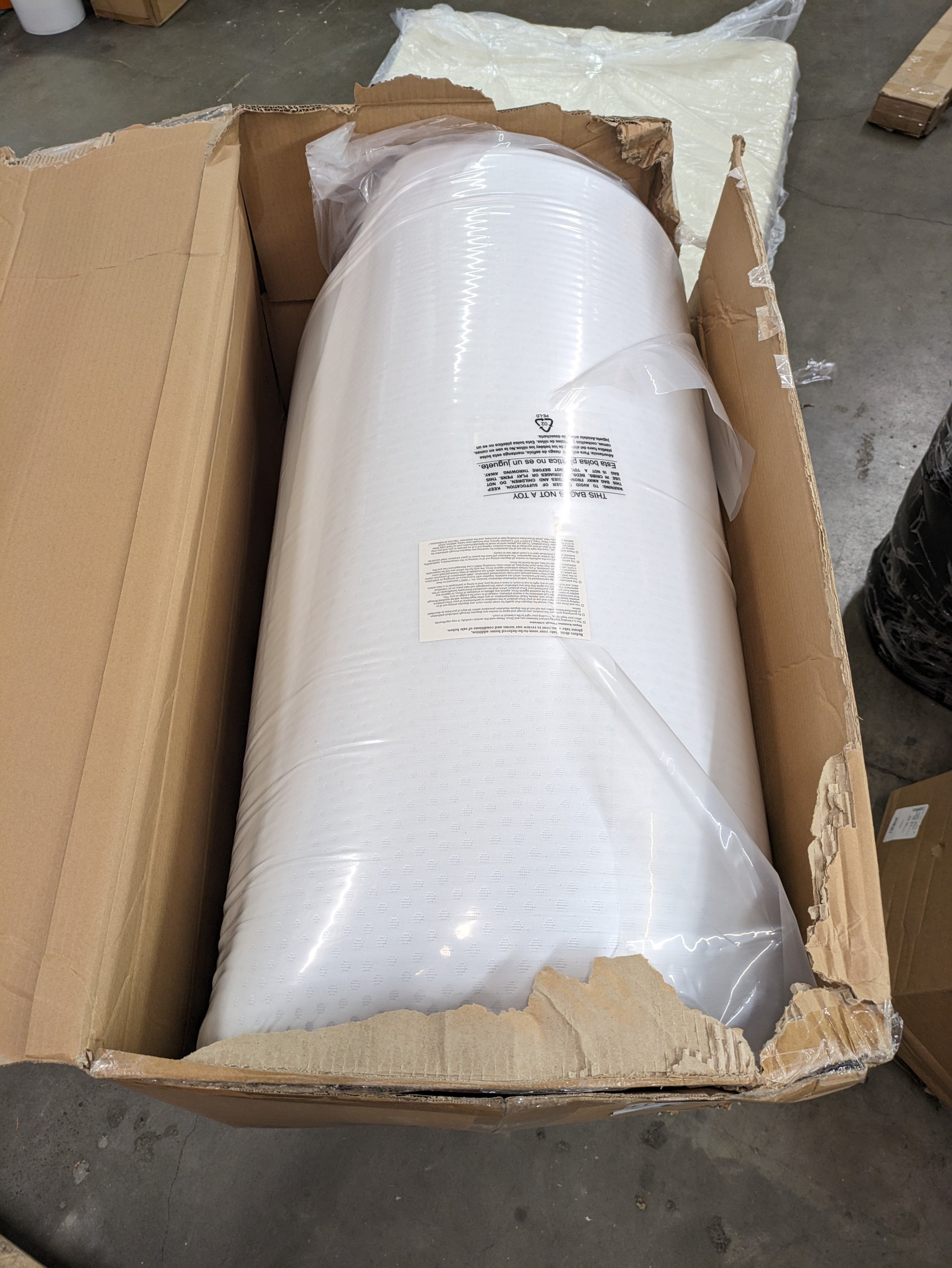 ZINUS 12 Inch Green Tea Essential Memory Foam, Queen, White - Retail $329