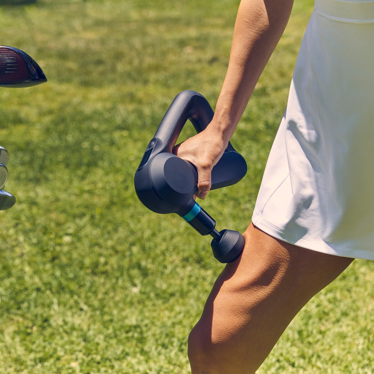 NEW - Theragun Elite G5 Bluetooth Percussive Massager with 5 Attachments