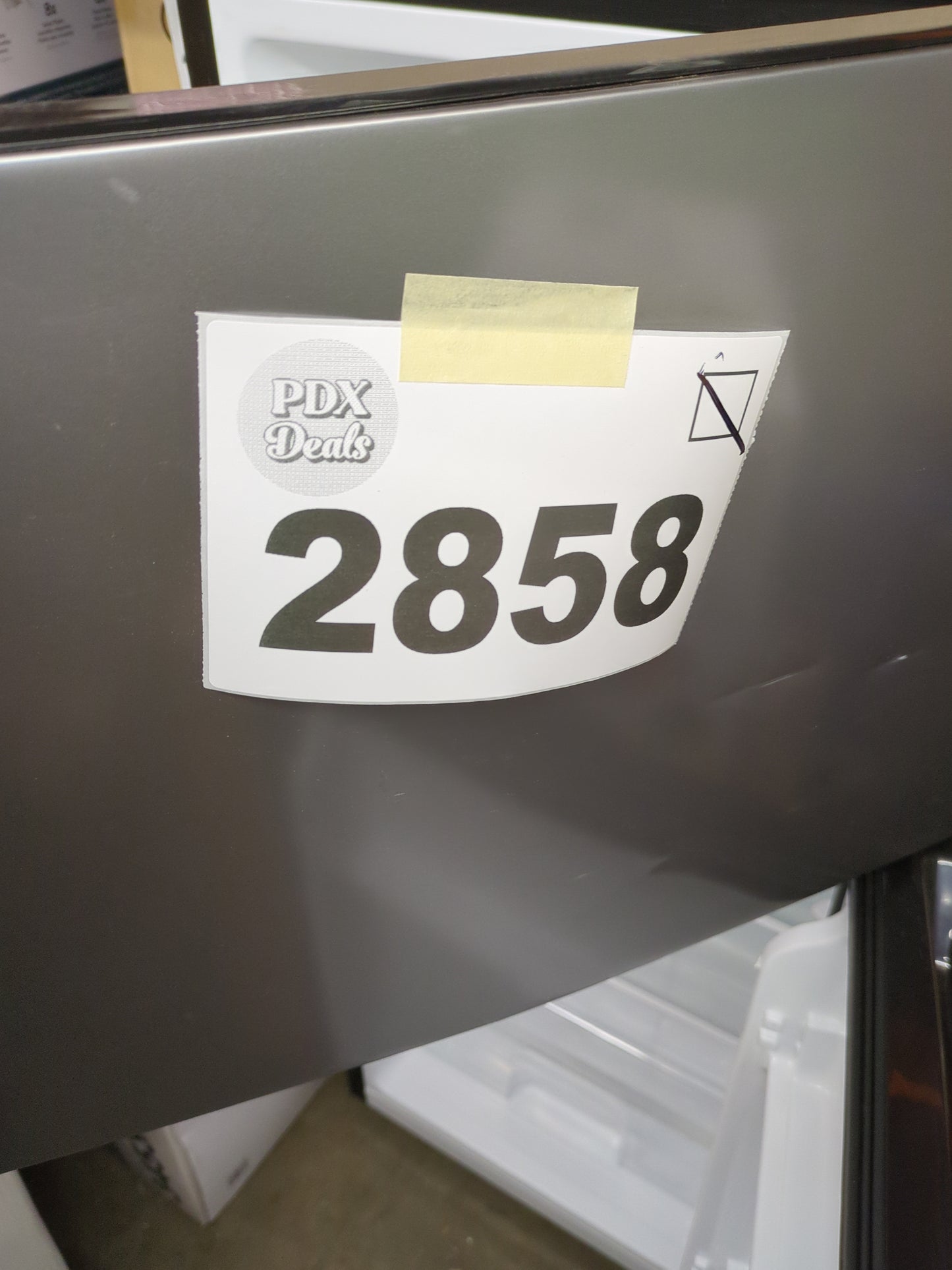 Fridgemaster 4.4 Cu. Ft. Compact Refrigerator - Retail $179