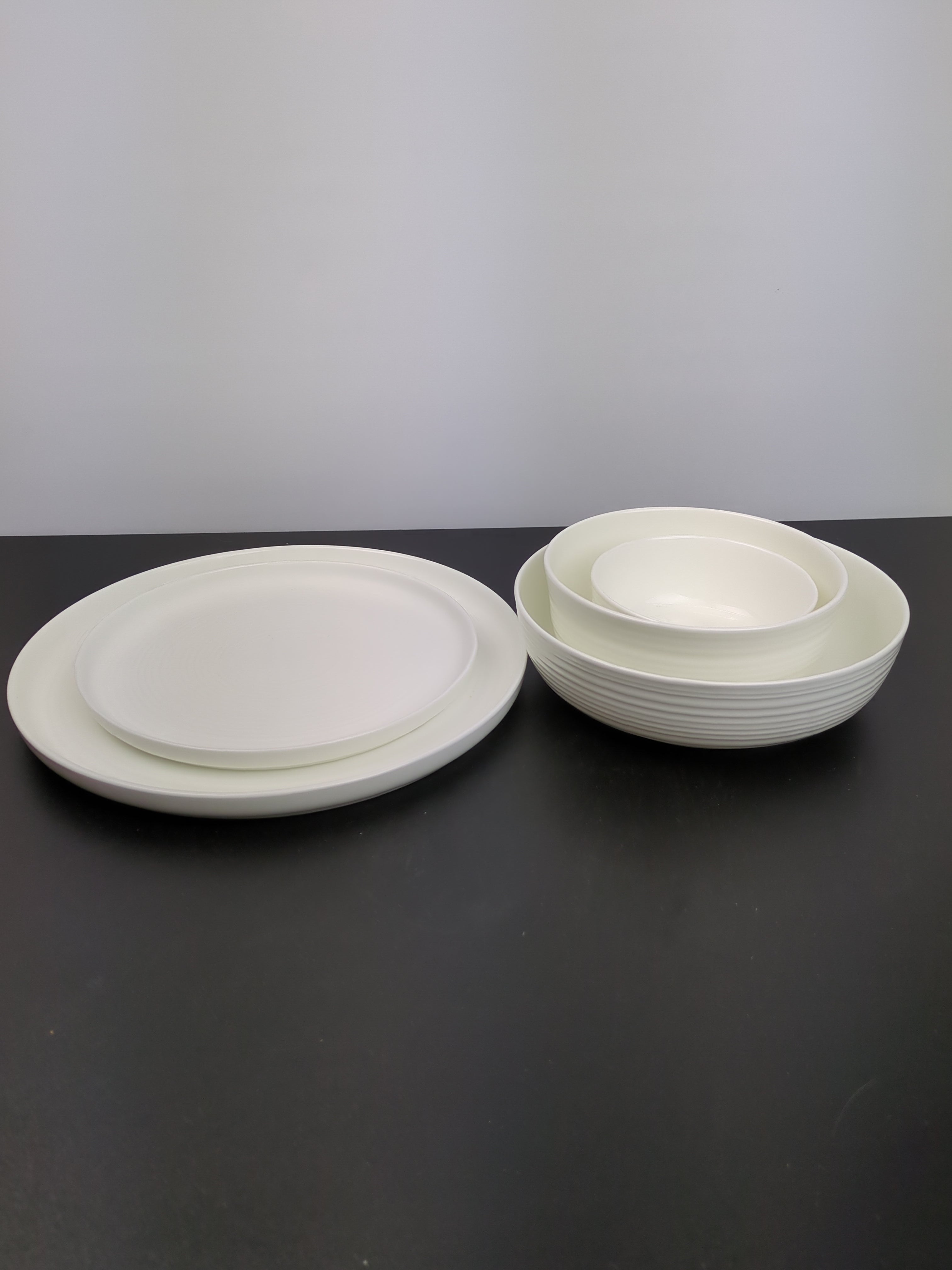 NEW - Mikasa Alyssa 40-piece Bone China Dinnerware Set – PDX Deals