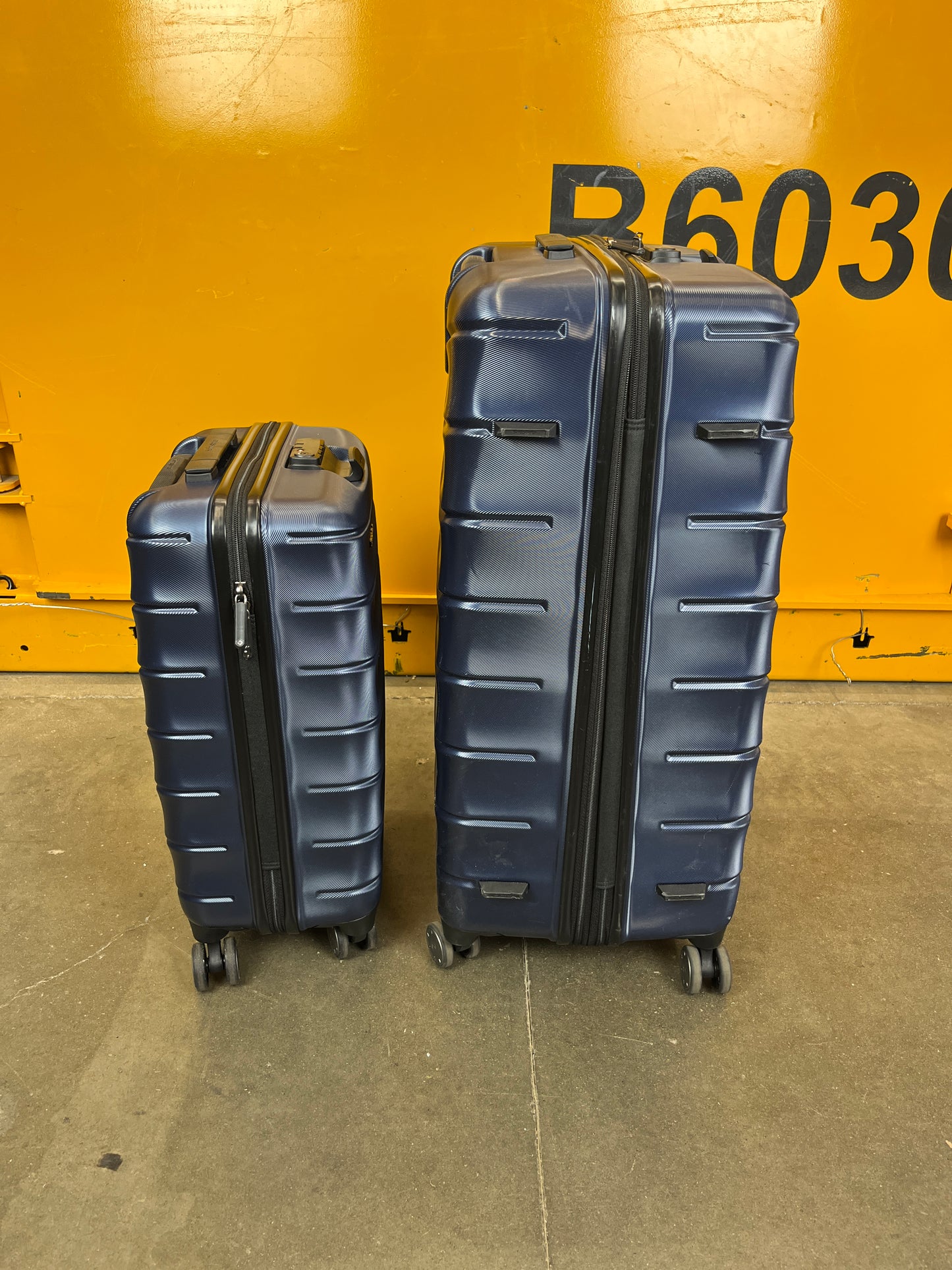 Costco - Samsonite Blue Amplitude Hardside 2 Piece Luggage Set - Retail $199
