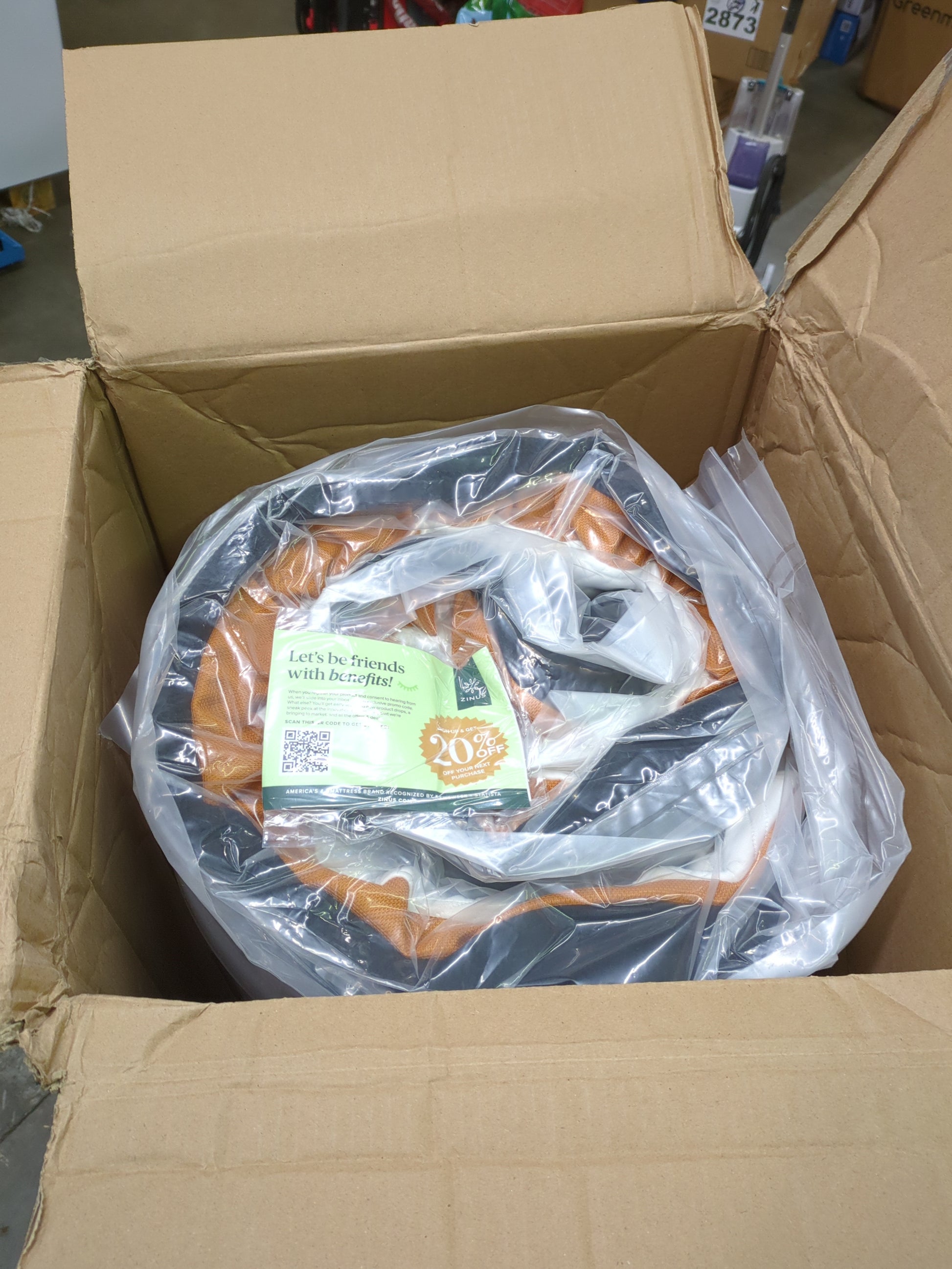 NEW - ZINUS 12 Inch FULL Cooling Copper ADAPTIVE Pocket Spring Hybrid Mattress - Retail $298