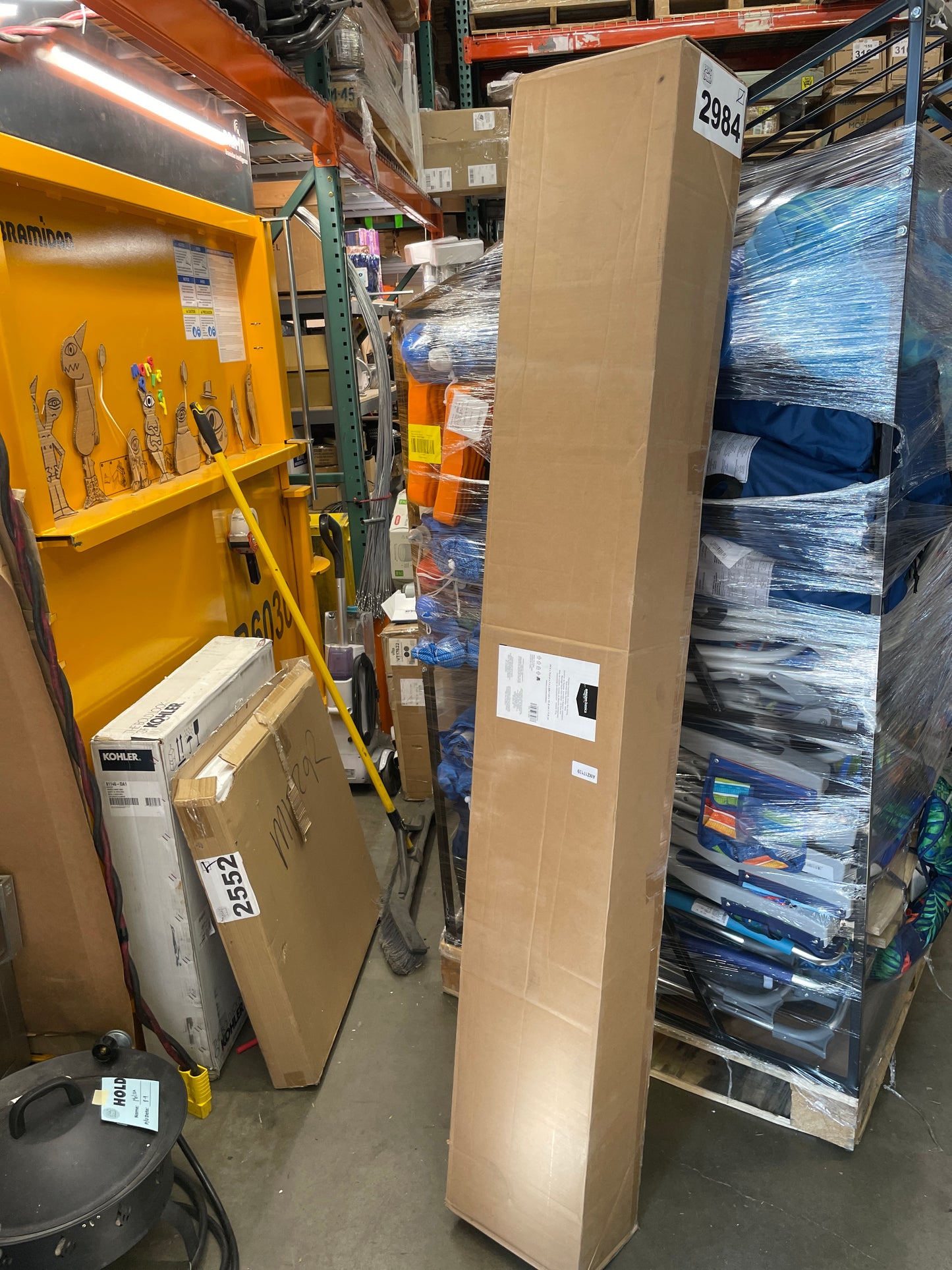 Amazon Basics Smart King Box Spring Bed Base, 7-Inch Mattress Foundation, Tool-Free Easy Assembly, White - Retail $147