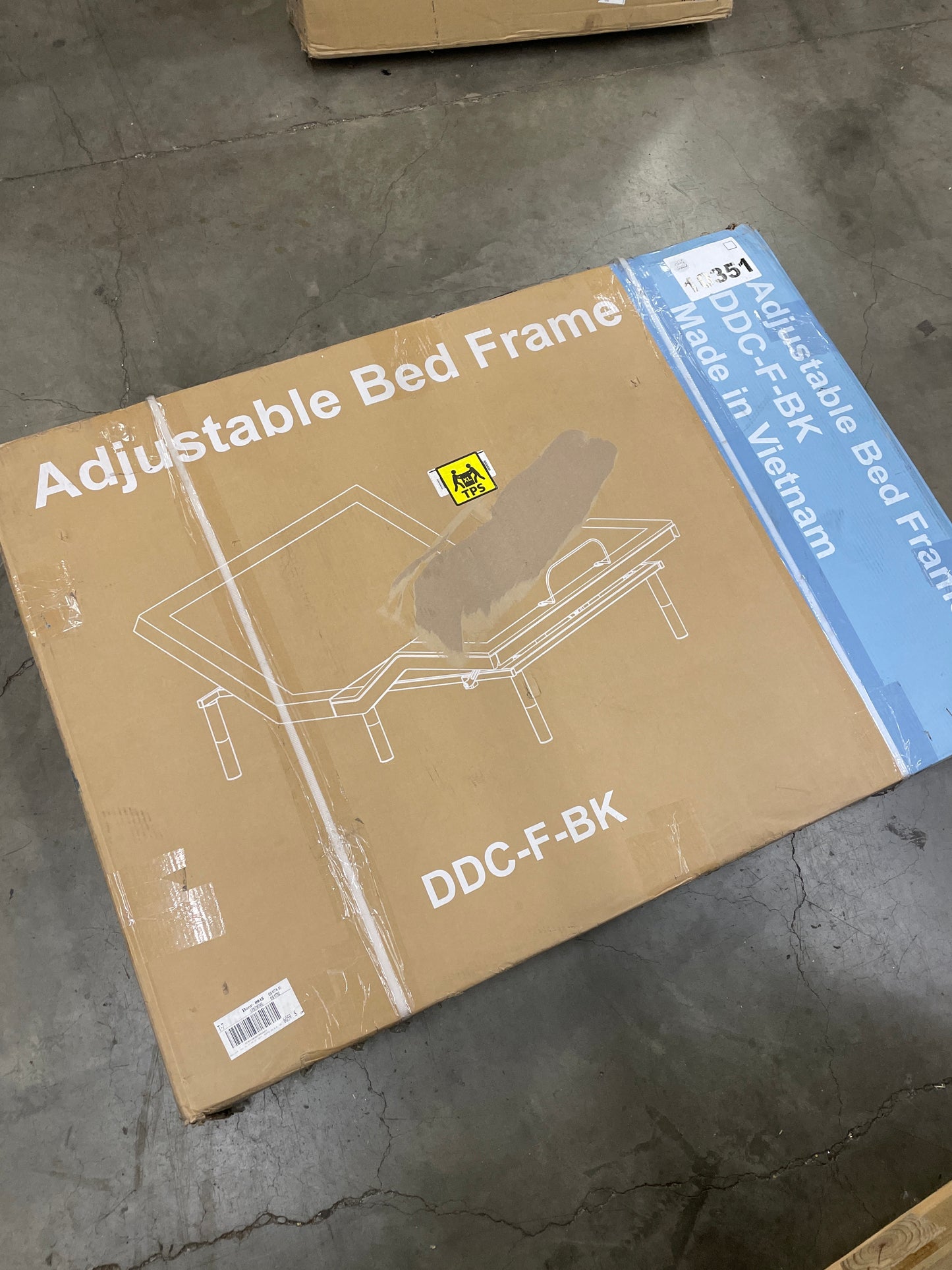 Sweetcrispy Full Adjustable Bed Frame, Ergonomic Electric Bed Base with Wireless Remote and 2 USB Ports, Head and Foot Incline, Zero Gravity Bed, Anti-Snore, Easy Assembly - Retail $370