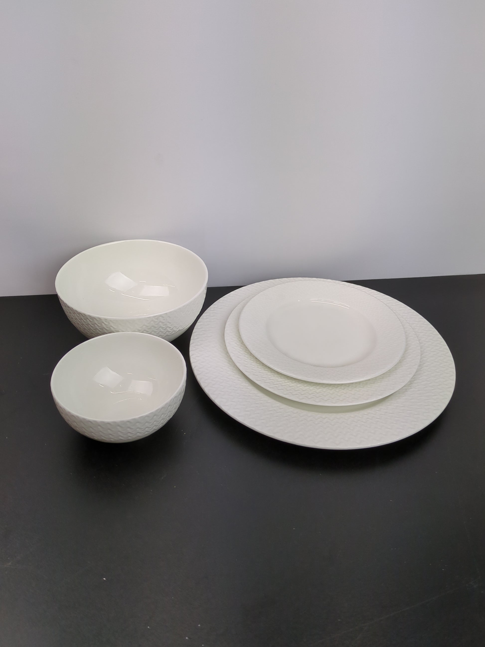 MIKASA LATTICE BONE CHINA - Retail $124