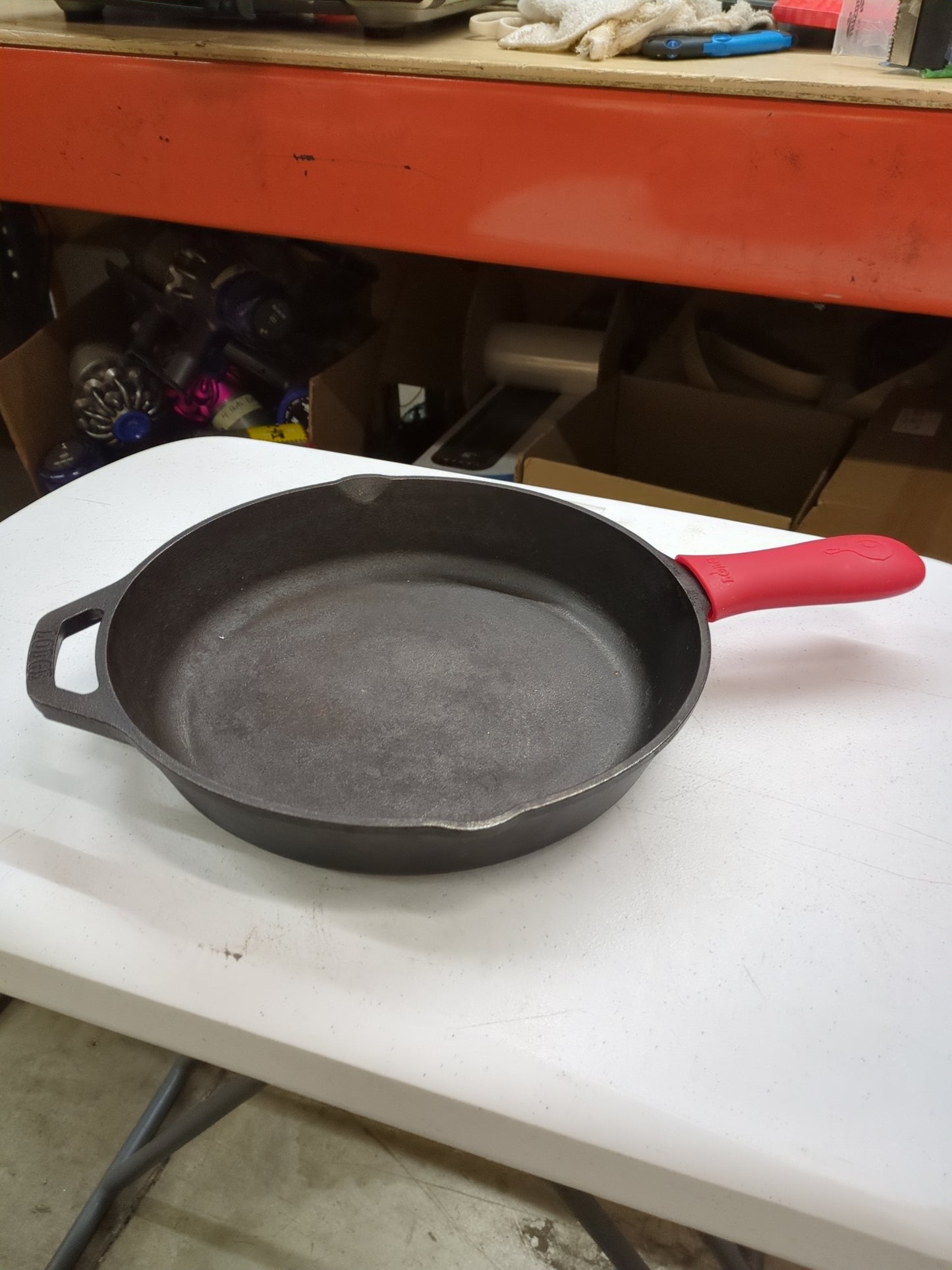 Lodge Cast Iron Skillet with Red Silicone Hot Handle Holder - Retail $19