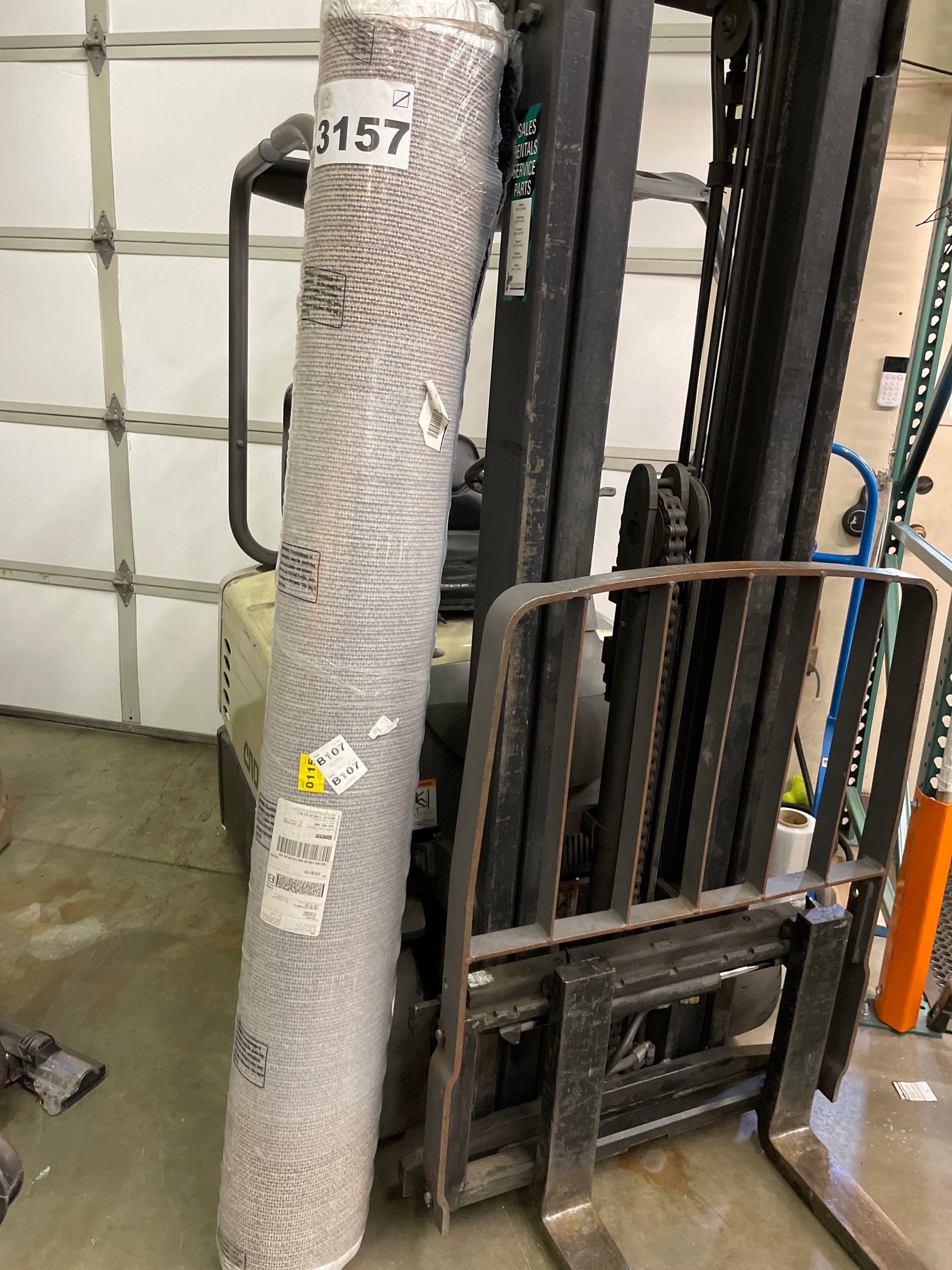 NEW - Costco - Thomasville Marketplace Luxury Shag Rugs Blue 6'6" x 9'6" - Retail $229