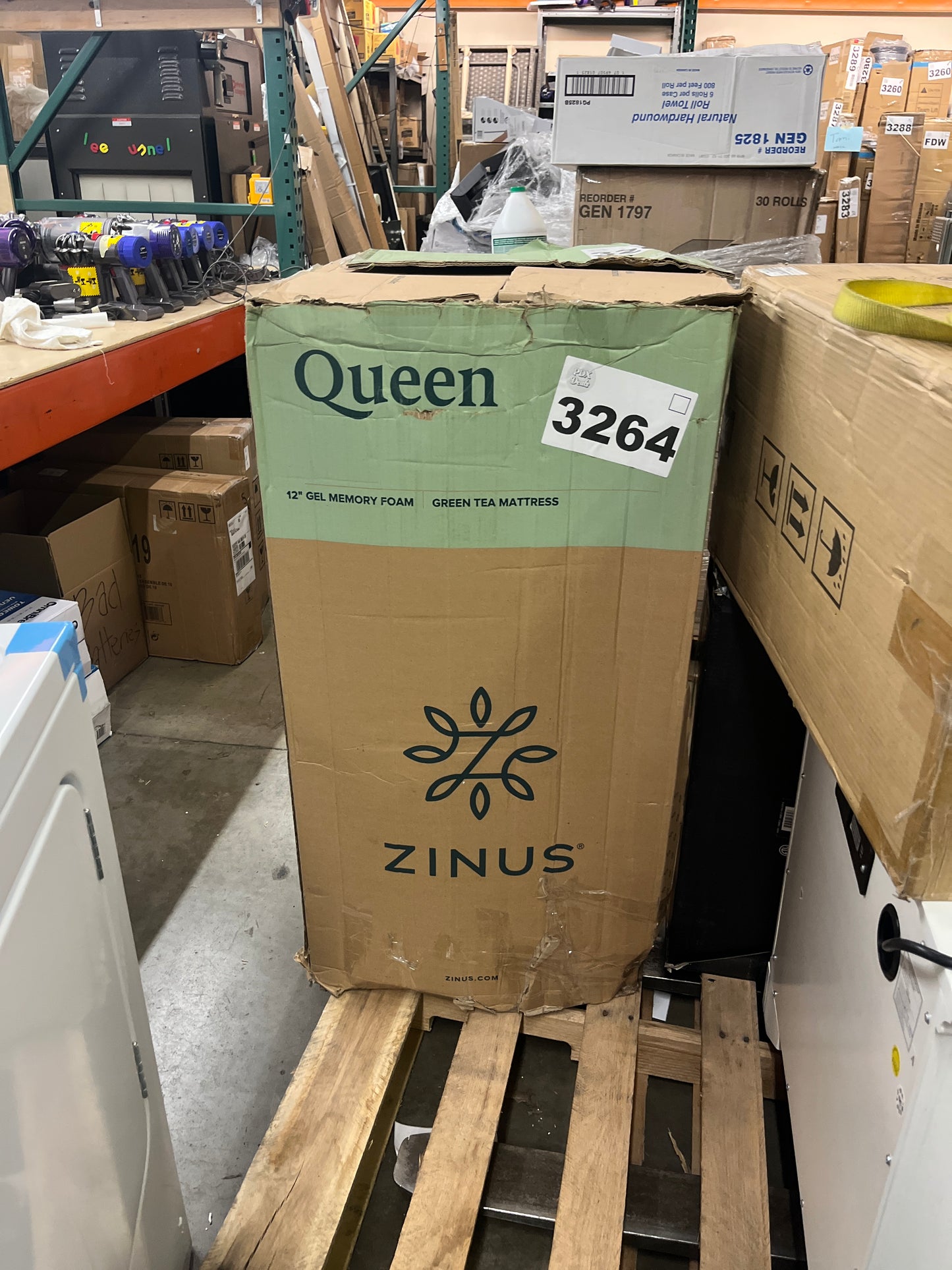 NEW - ZINUS QUEEN 12 In Green Tea Cooling Gel Memory Foam Mattress, CertiPUR-US - Retail $335