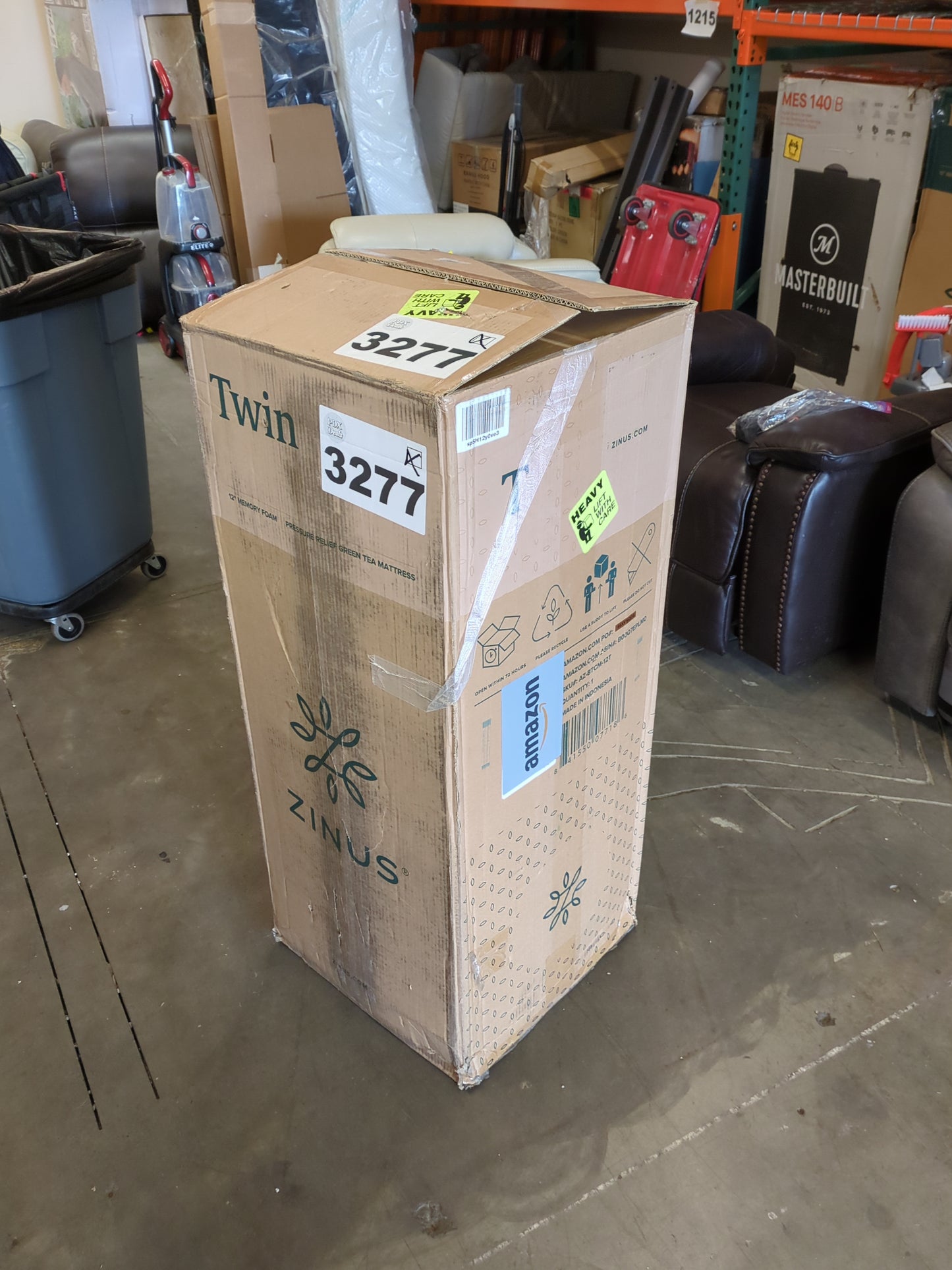 ZINUS 12 Inch Green Tea Memory Foam Mattress, Fiberglass Free, Patented Custom Contour Support, Sturdy Base Foam, CertiPUR-US Certified, Bed-in-a-box, Twin, White - Retail $225