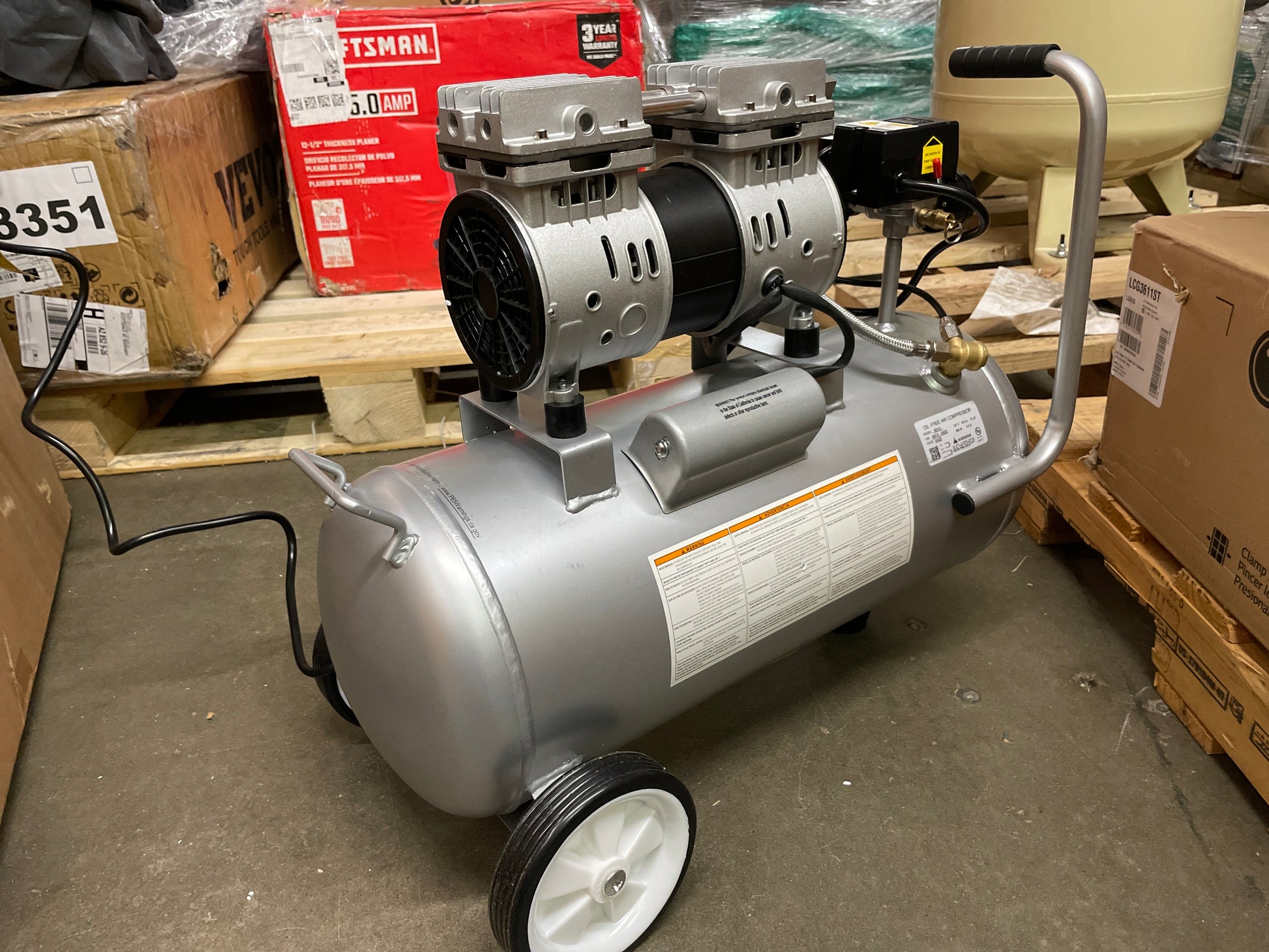 California Air Tools 8010 Steel Tank Air Compressor | Ultra Quiet, Oil-Free, 1.0 hp, 8 gal - Retail $235