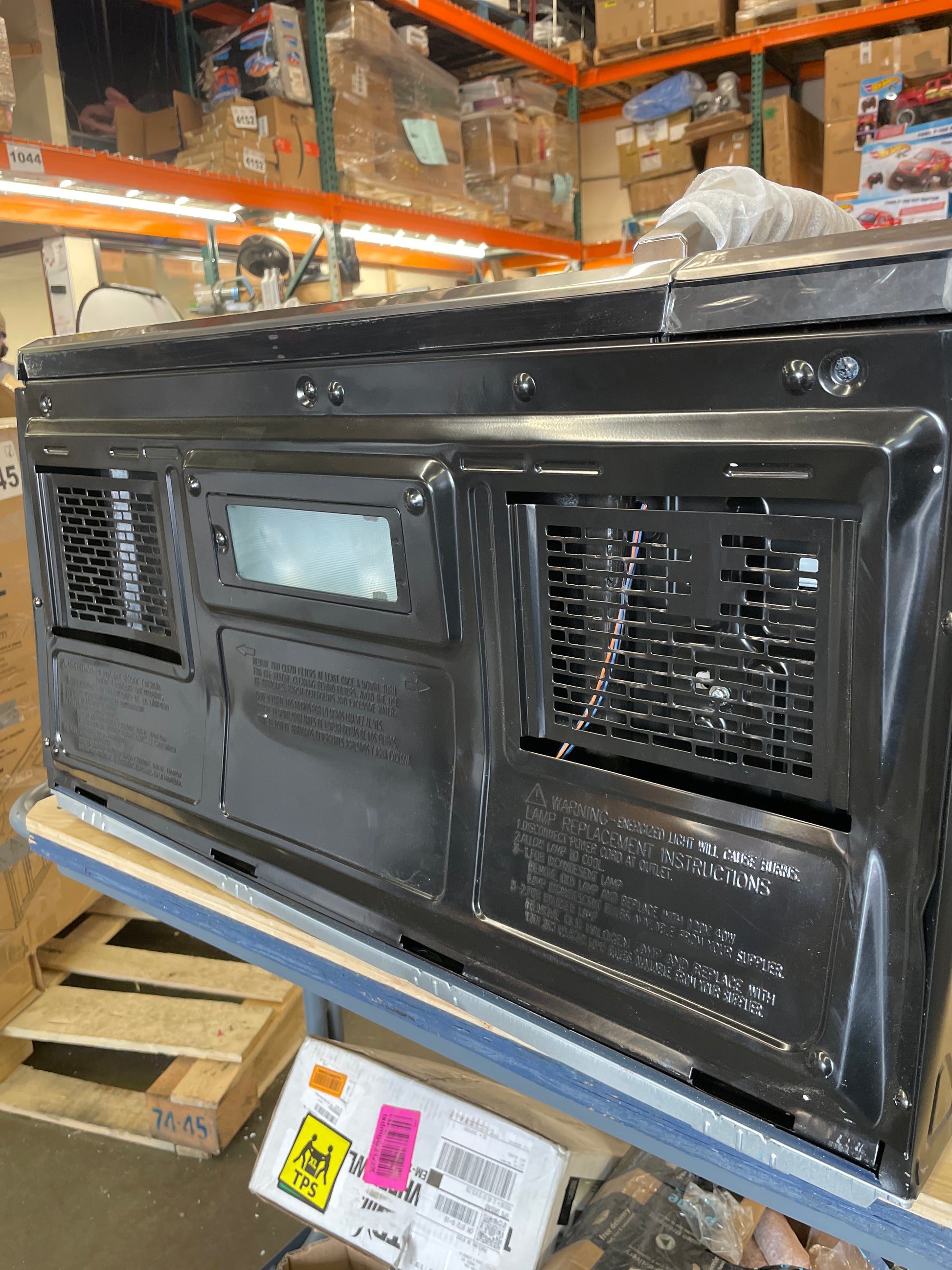 Samsung 1.9 Cu. Ft. Over-the-Range Microwave with Sensor Cook ME19R7041FS - Retail $419