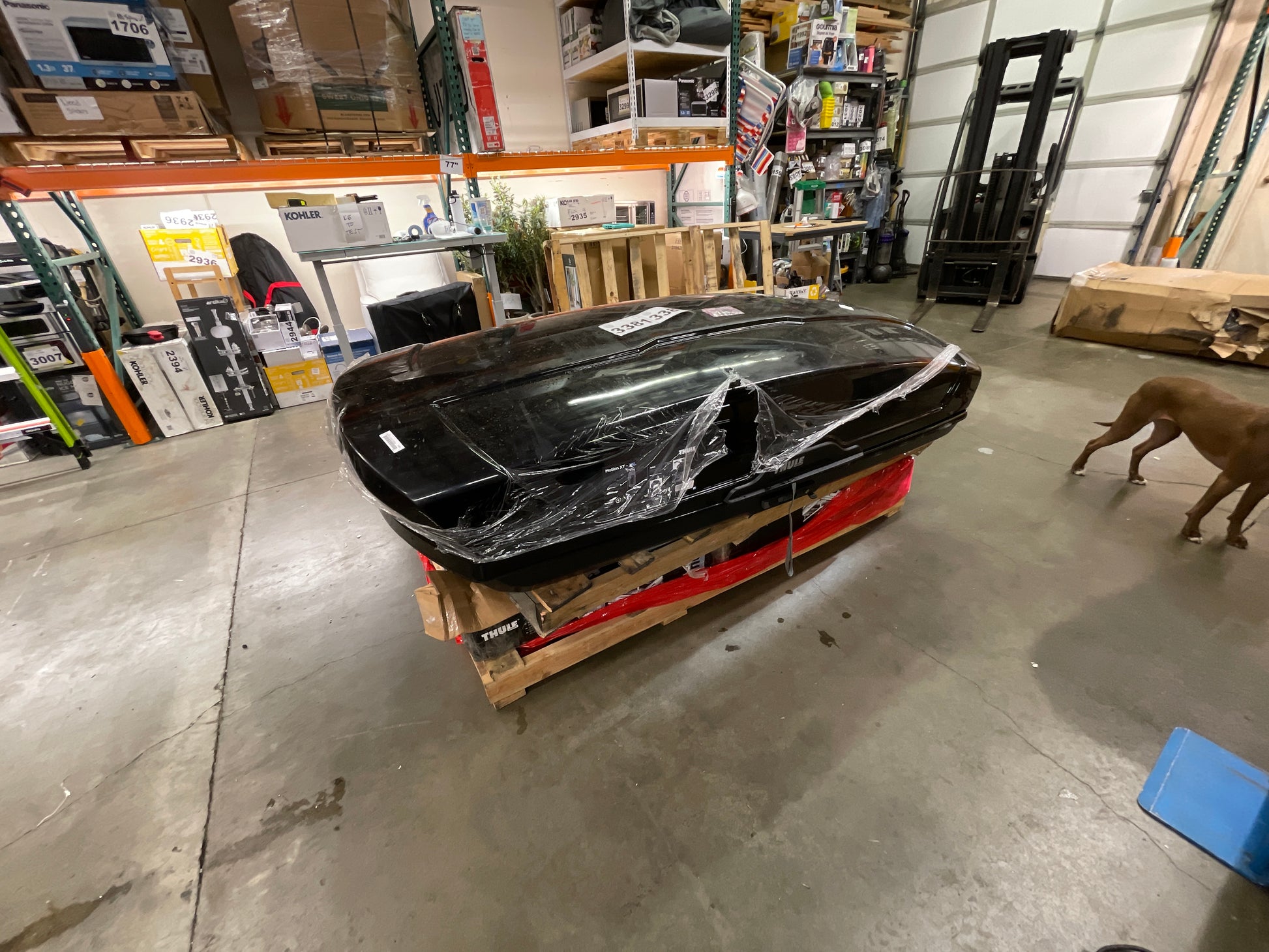 Like NEW - Thule Motion XT Rooftop Cargo Carrier, XXL, Black - Retail $1049