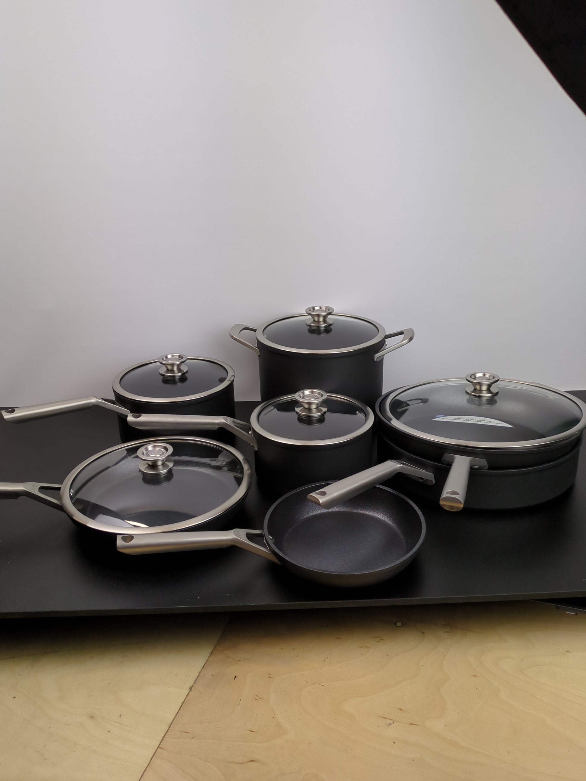 NINJA NONSTICK 12PC - Retail $199