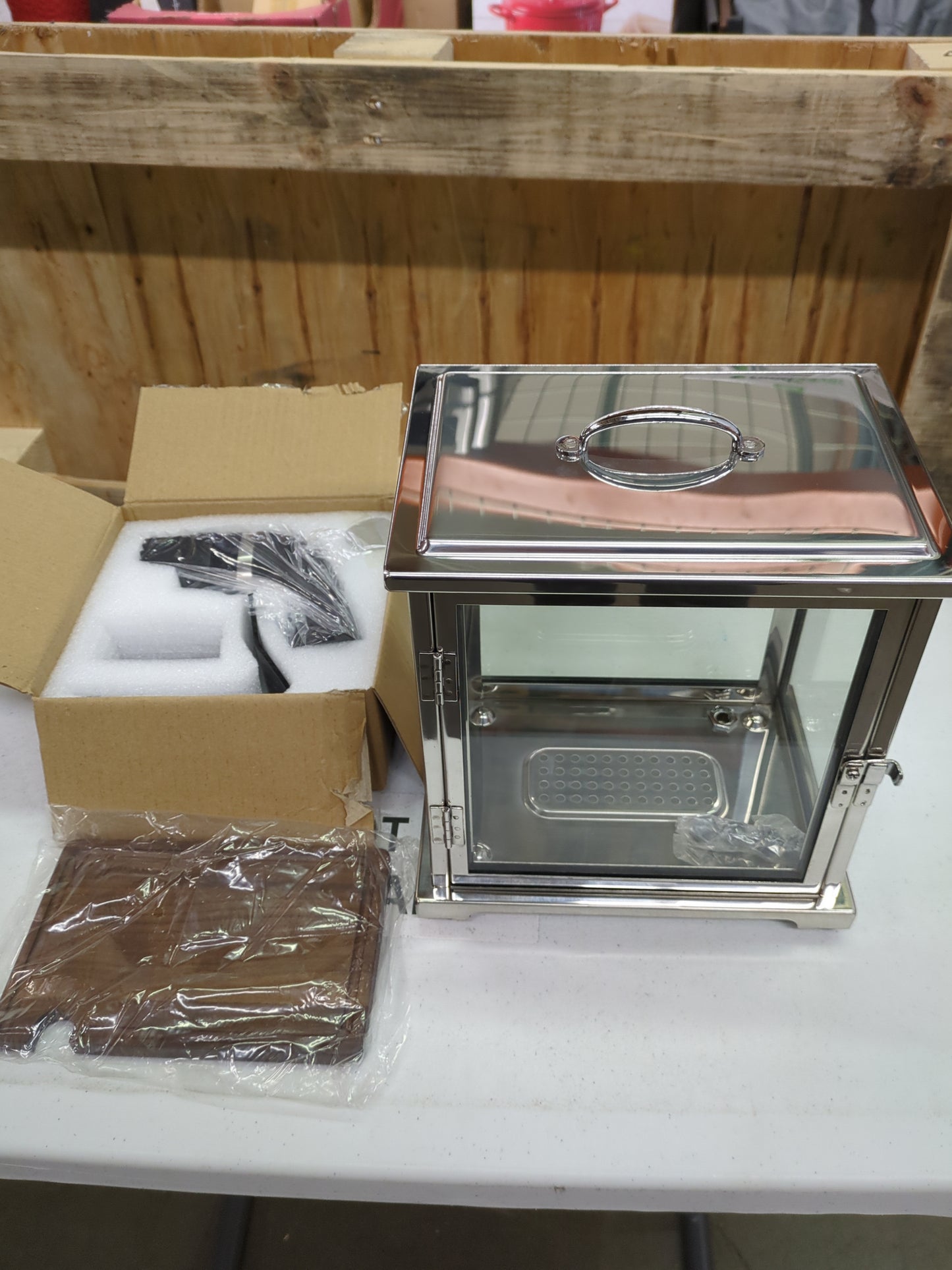 Crafthouse by Fortessa Glass Smoking Box with Handheld Smoker - Retail $245