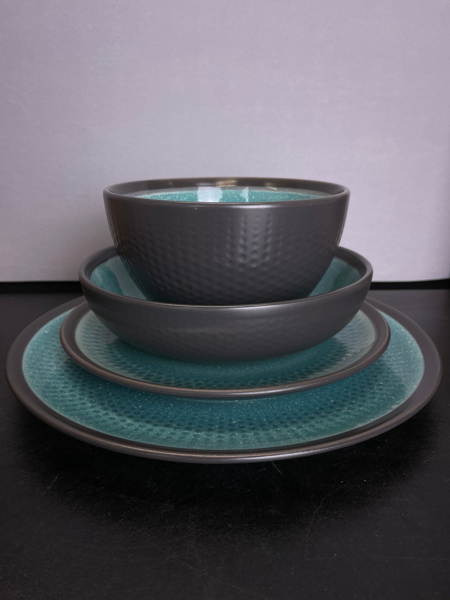 MIKASA MADDOX 16PC BLUE - Retail $52