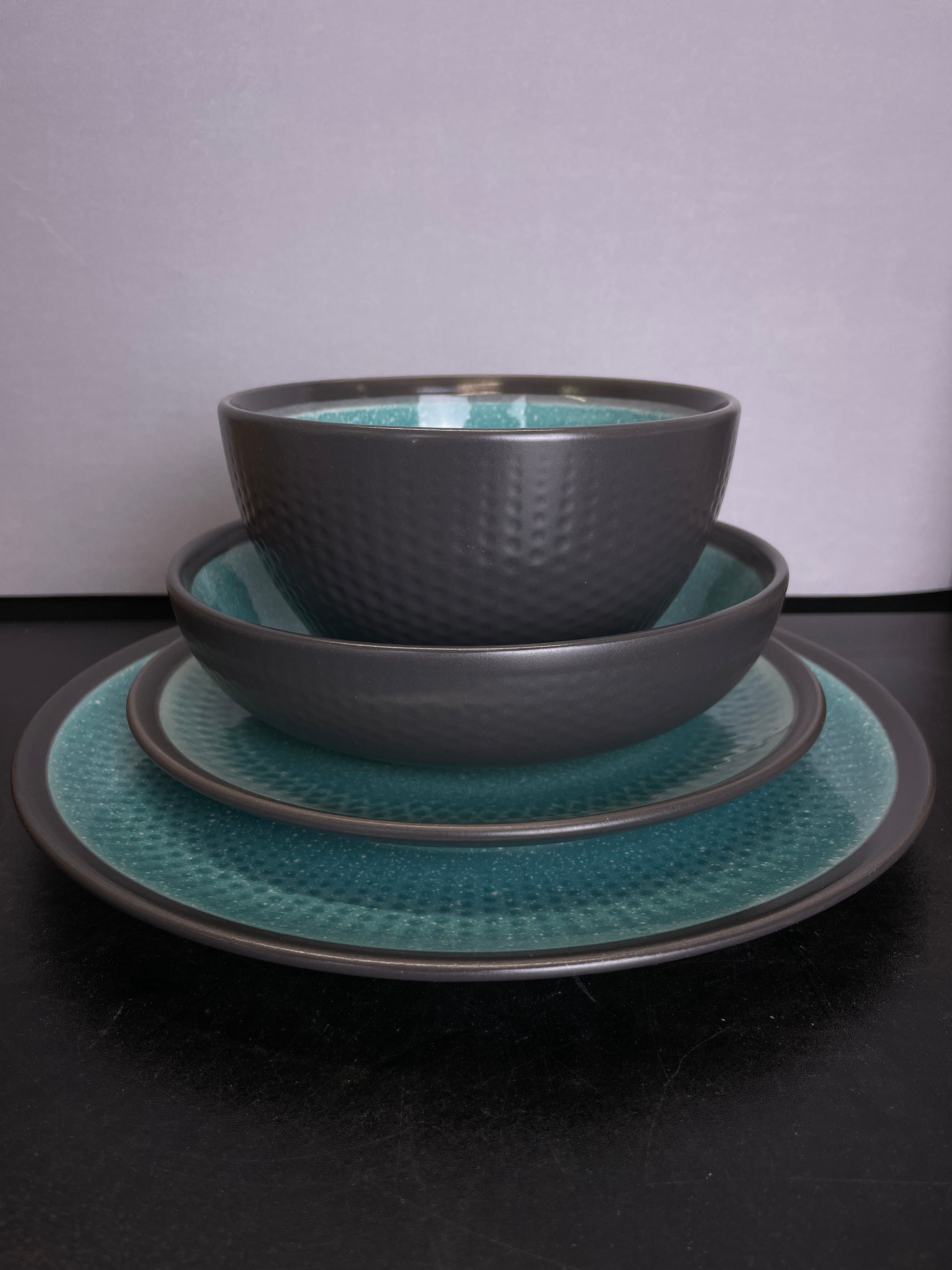 MIKASA MADDOX 16PC BLUE - Retail $52