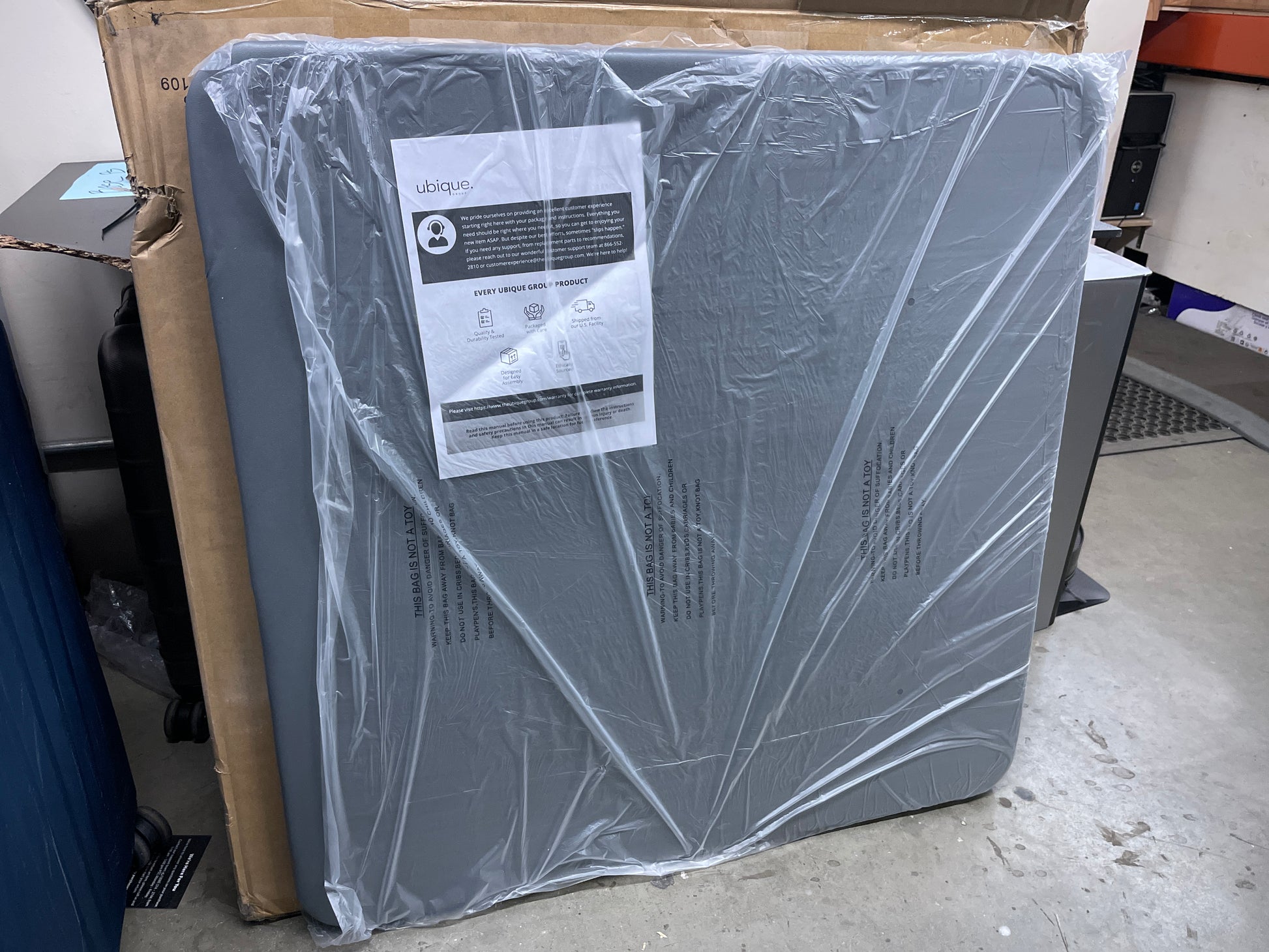 Flash Furniture Madelyn Folding Card Table - Gray | Portable Square Table with Collapsible Legs,Grey - Retail $58