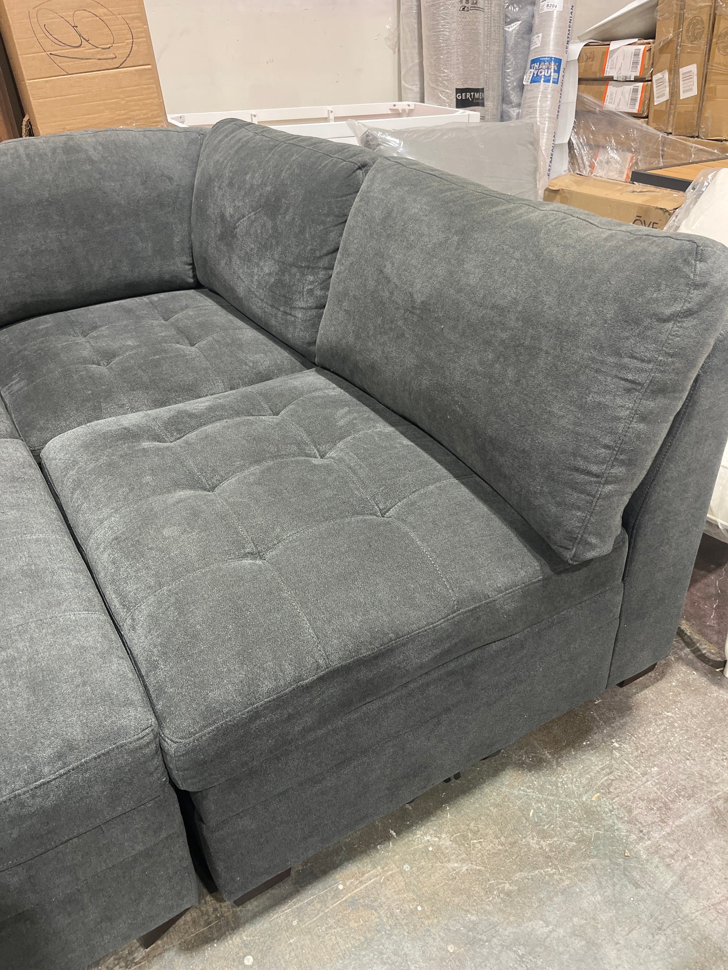 Thomasville Tisdale Fabric Sectional with Storage Ottoman