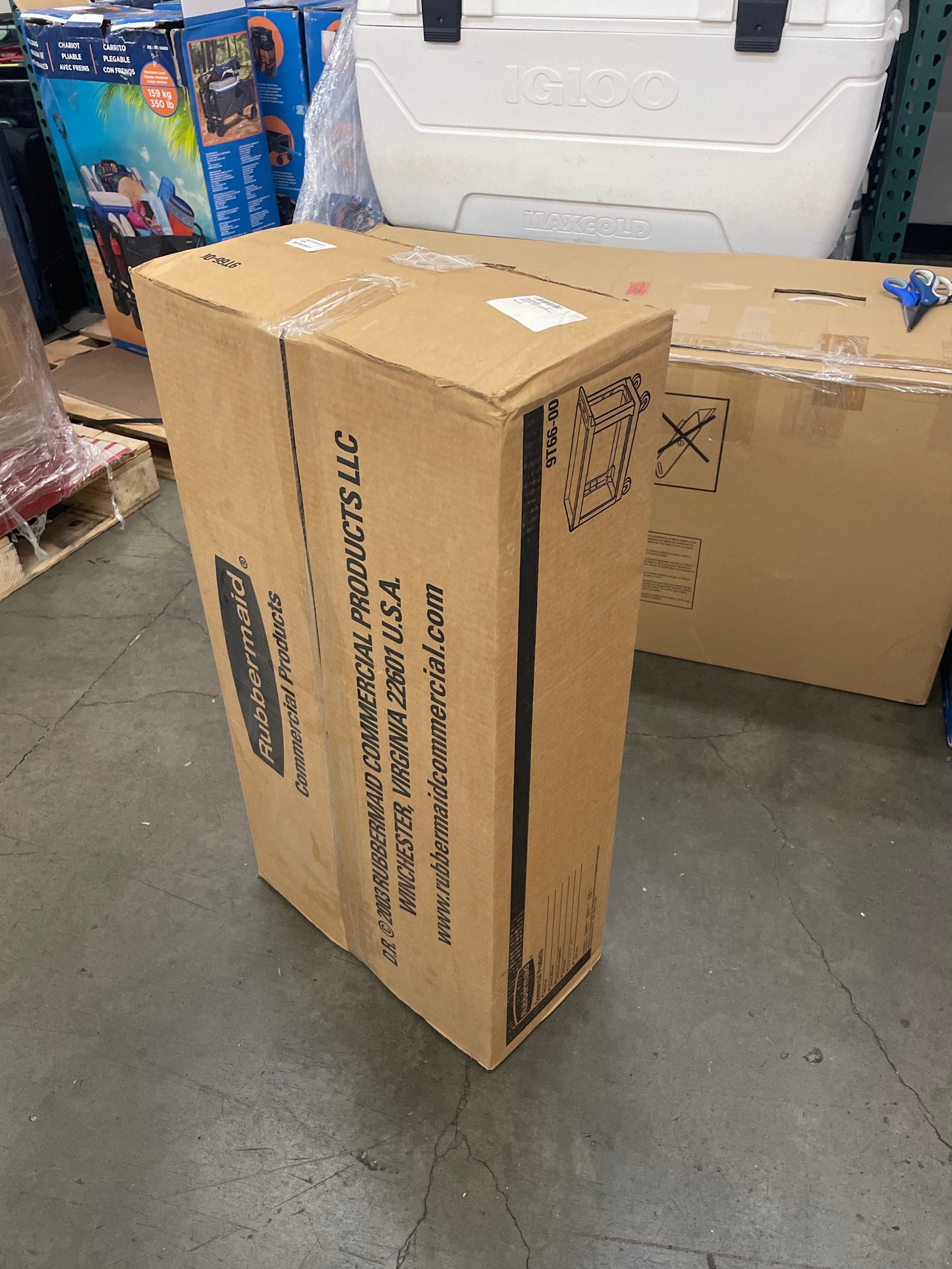 Rubbermaid Service/Utility Cart