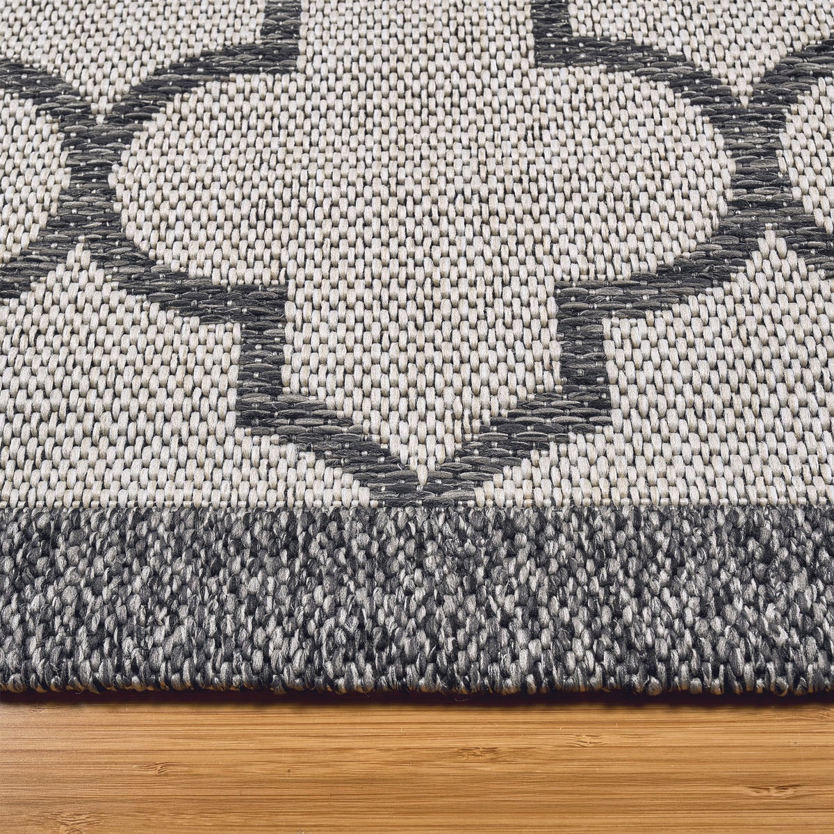 Laguna Indoor/Outdoor Area Rug, Simeon Ivory Gray, 6' x 9'