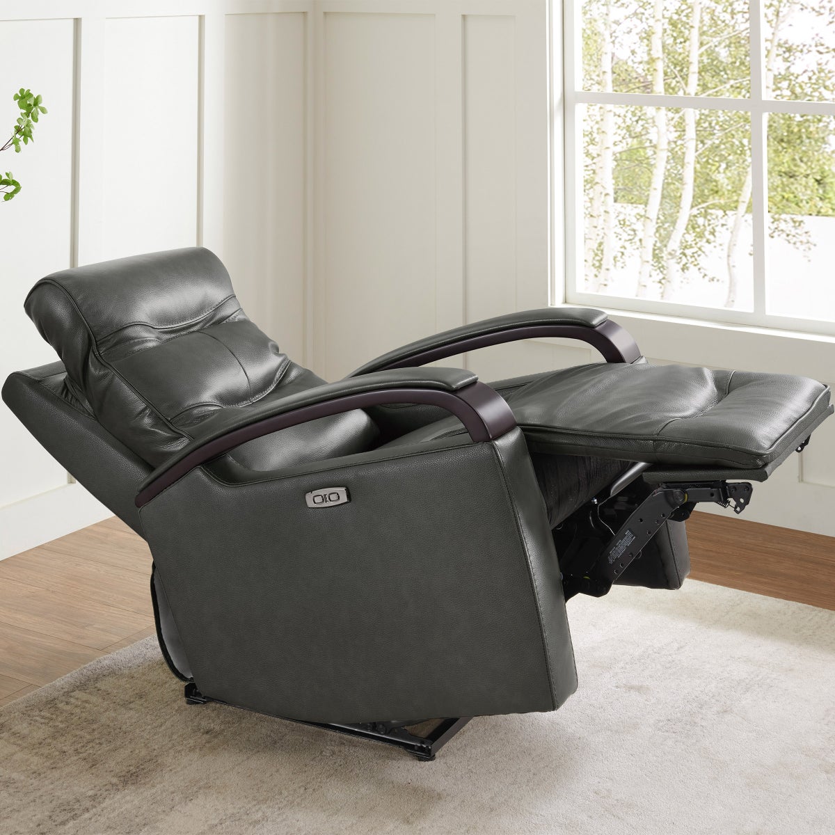 Canmore Leather Power Recliner with Power Headrest - Retail $700