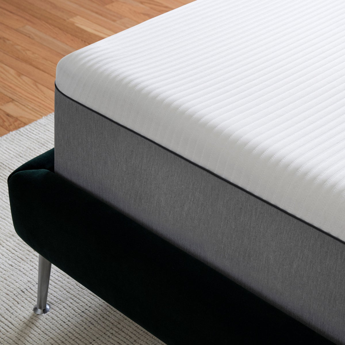 NEW- QUEEN PurpleRenew 11" Gel Grid Mattress