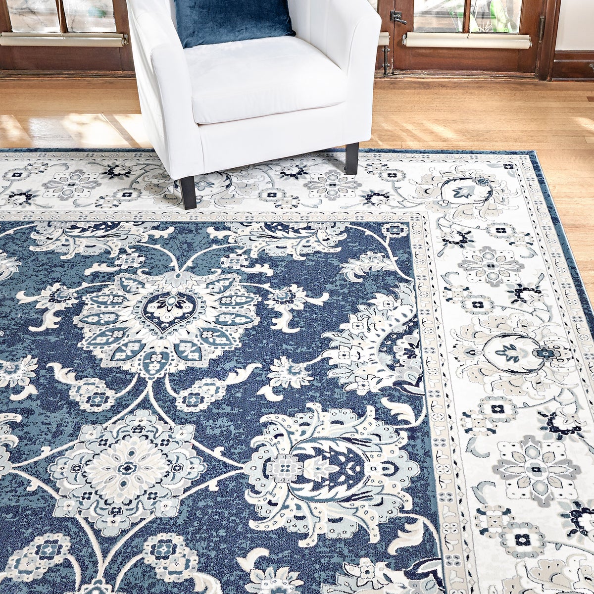 Thomasville Timeless Classic Rug Collection, Minerva Blue, Rug Size: 7 ft. 10 in. x 10 ft