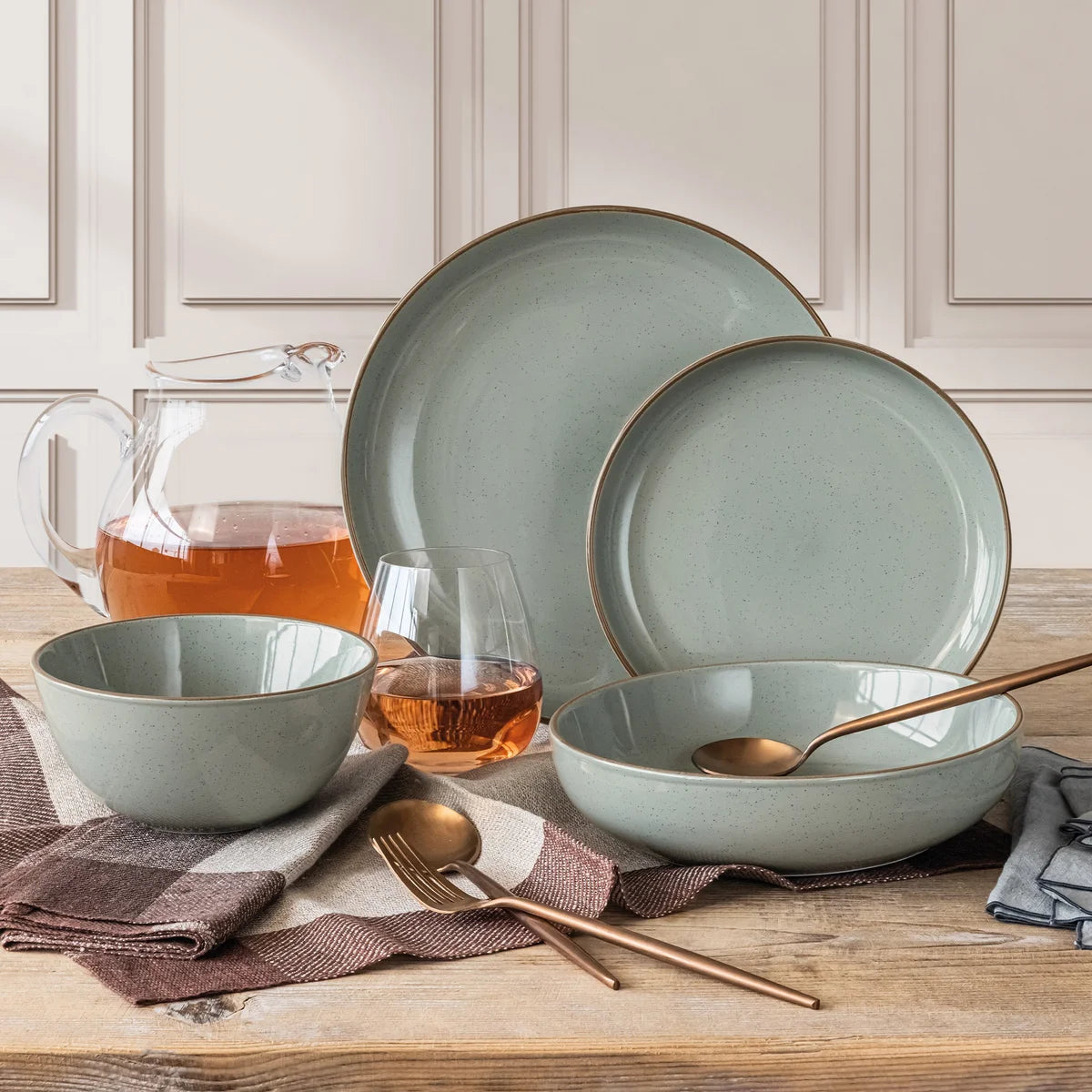 Over&back Options Sage 16-piece Dinnerware Set - Retail $46