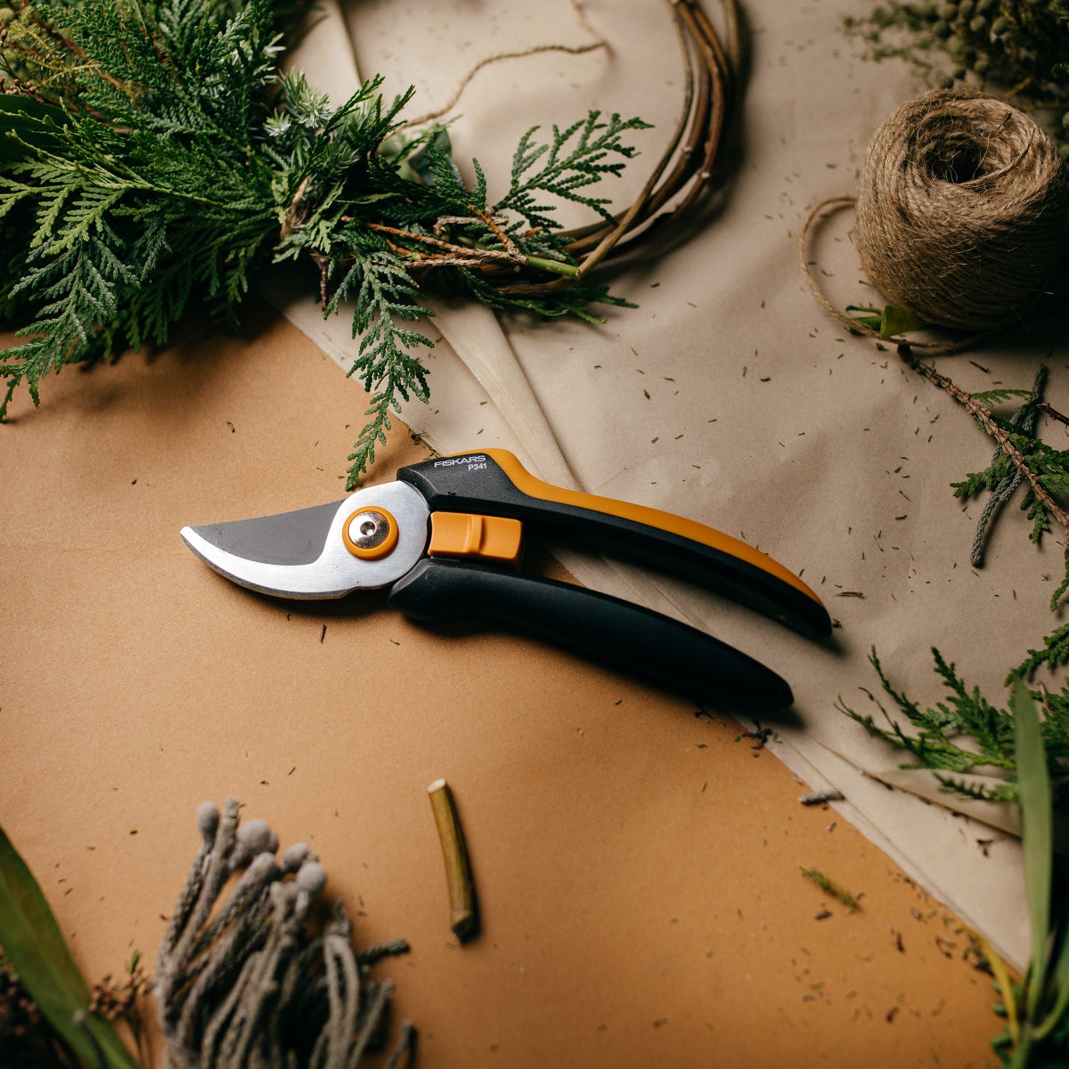 Fiskars Lopper & Hand Pruner Garden Trimming Set