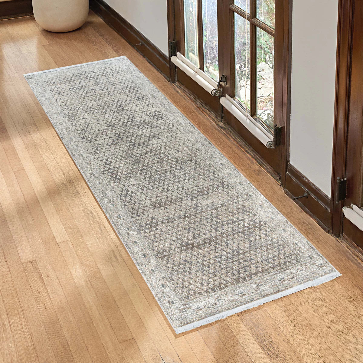 NEW - Empire Rug 2 ft 6 in x 8 ft Collection, Karai Gray - Retail $199