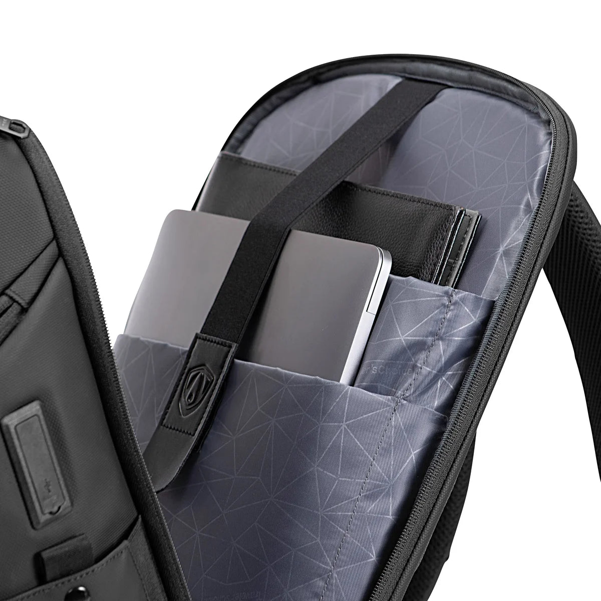 Traveler's Choice Breenon 19" Laptop Backpack