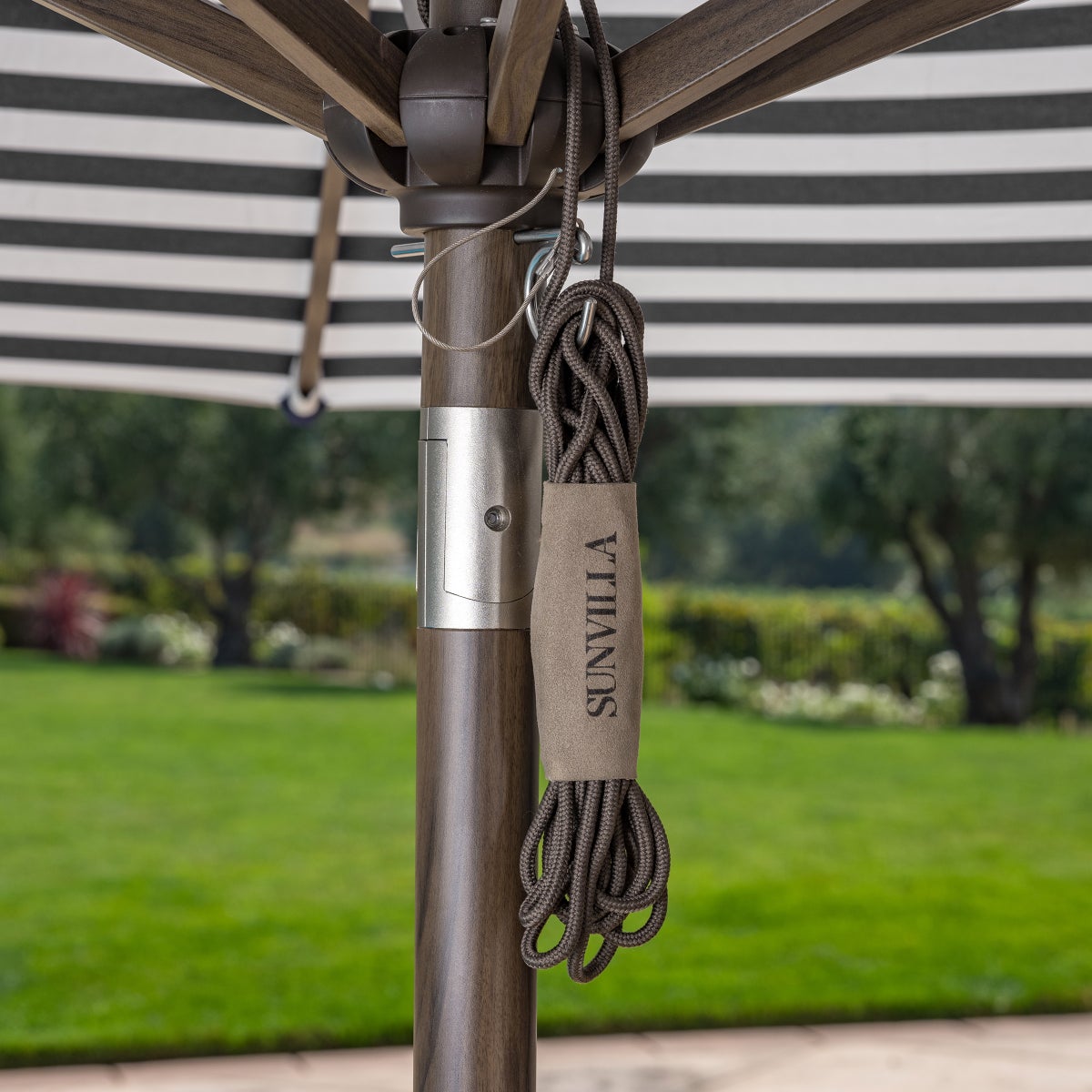 SunVilla 11' Round Cabana Stripe Aluminum Market Umbrella (BLACK & WHITE)