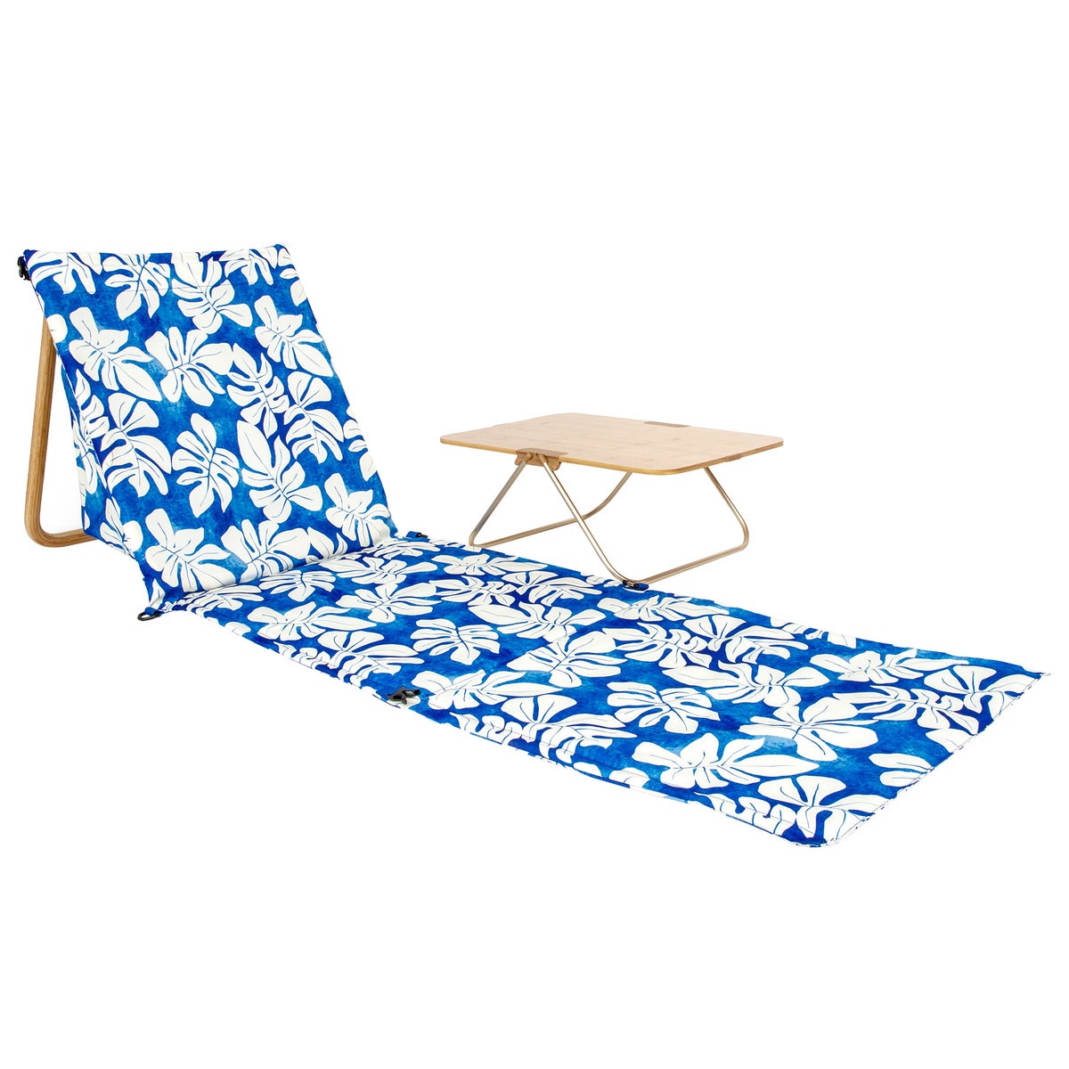Bumboo Beach Lounger with Tray Table - Retail $50