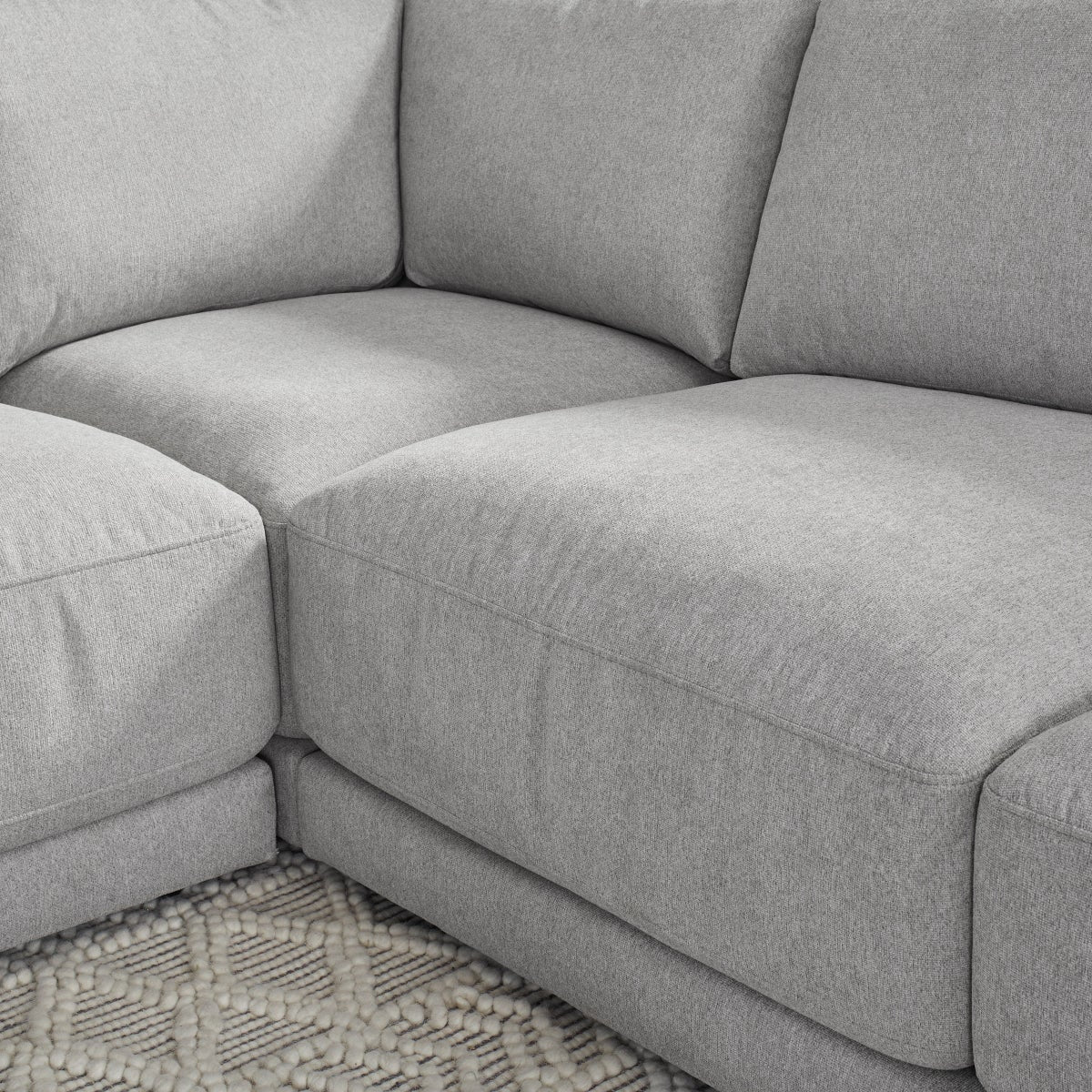 Flexsteel Avery Fabric Sectional
