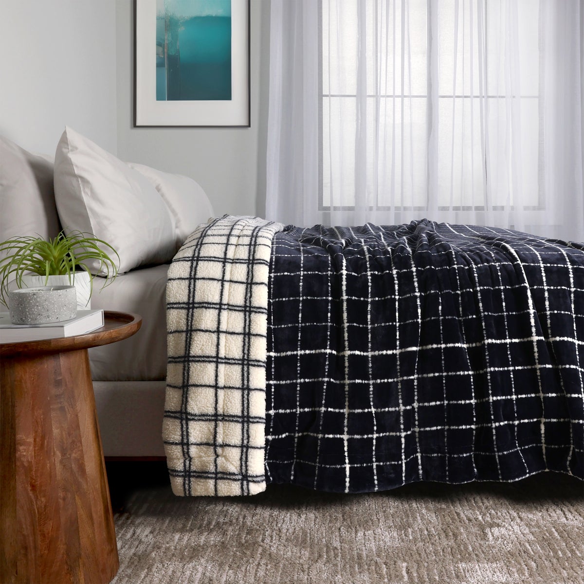 Life Comfort Sherpa Fleece Blanket - Retail $15