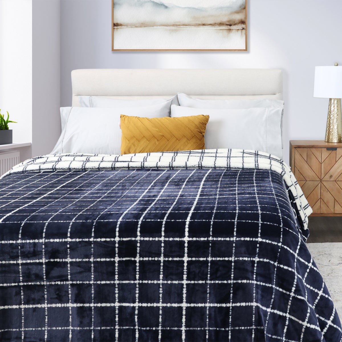 Life Comfort Sherpa Fleece Blanket - Retail $15