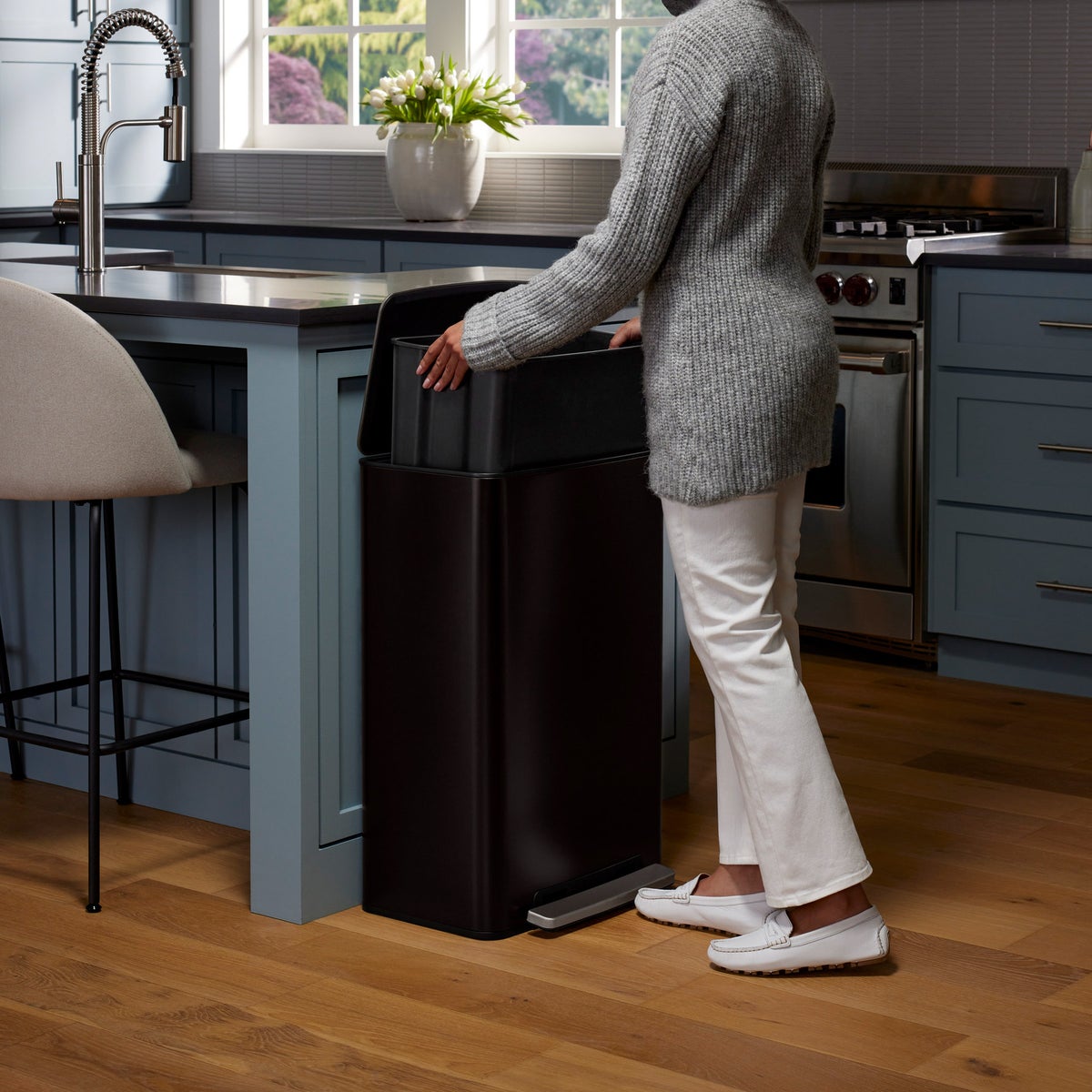 NEW - Kohler 47L Step Trash Can