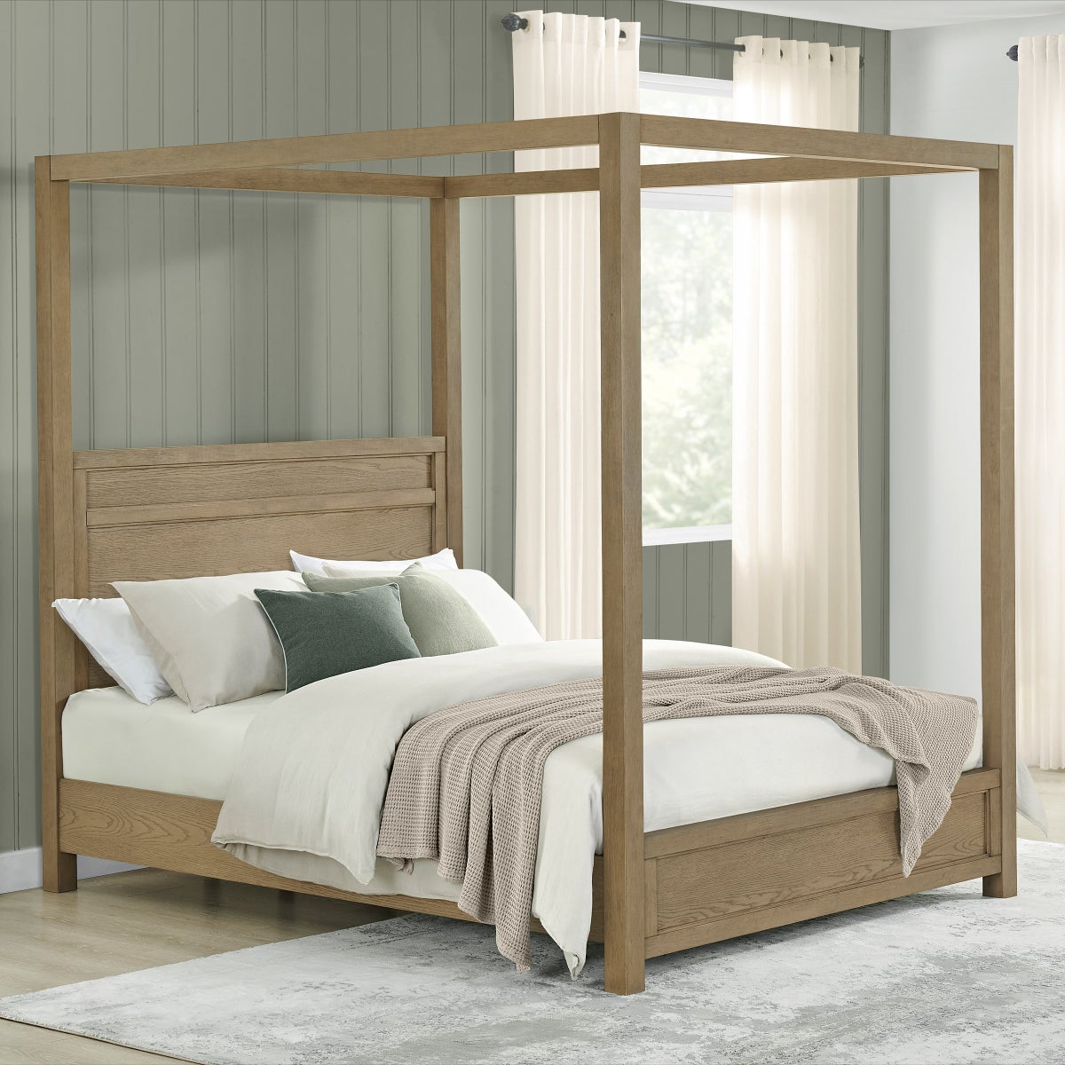 Oaklynn Canopy King Bed