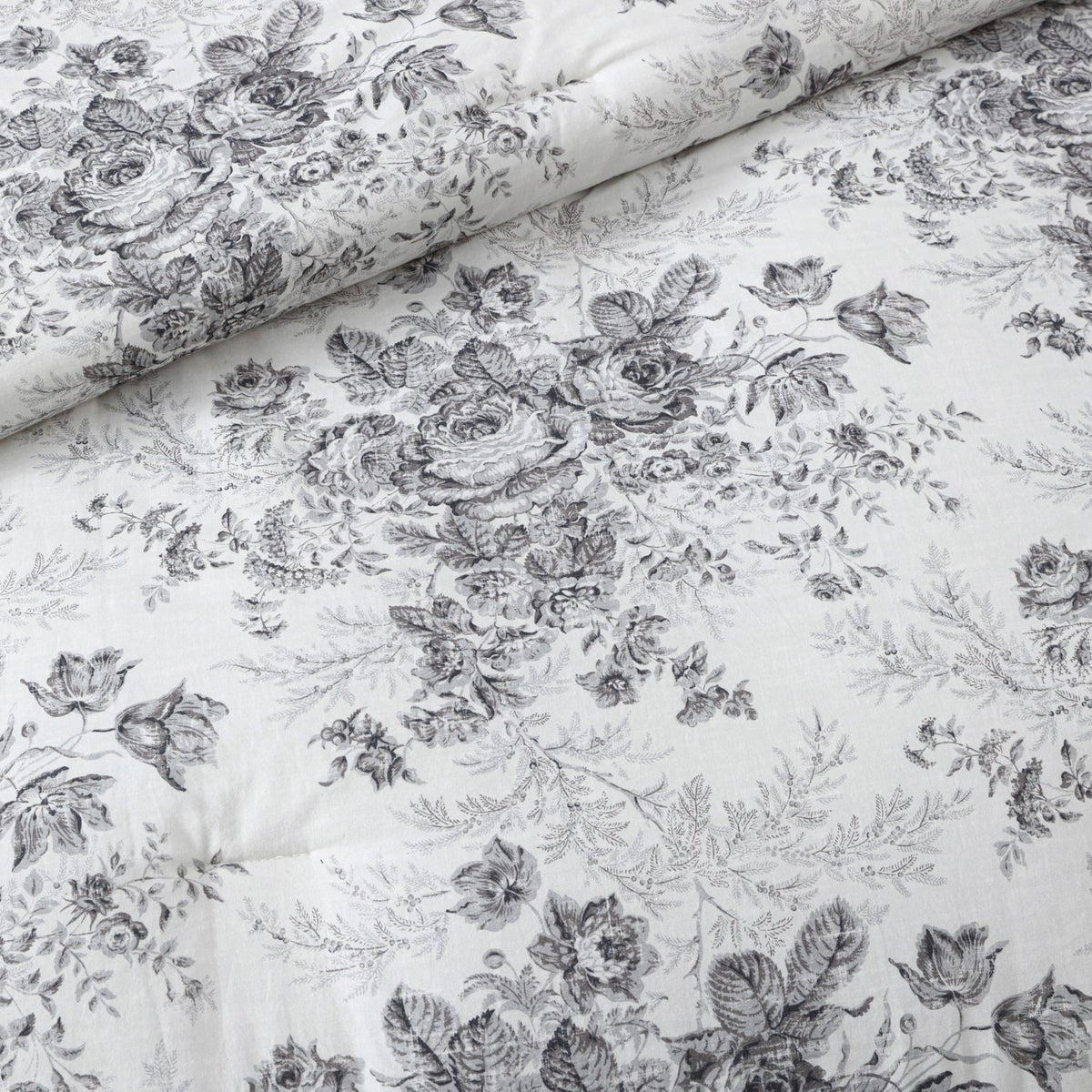 Olivia 3-piece Comforter Set