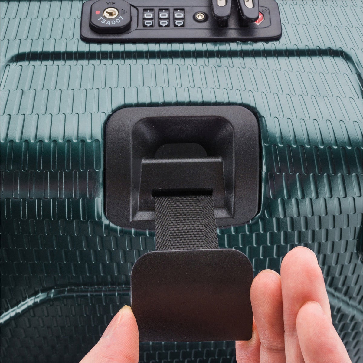 Traveler’s Choice 30" MaxPorter II Hardside Check-in Trunk Spinner with 5-piece Packing Cubes