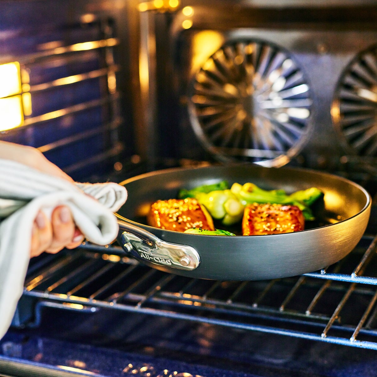 NEW - All-Clad HA1 12-piece Nonstick Cookware Set