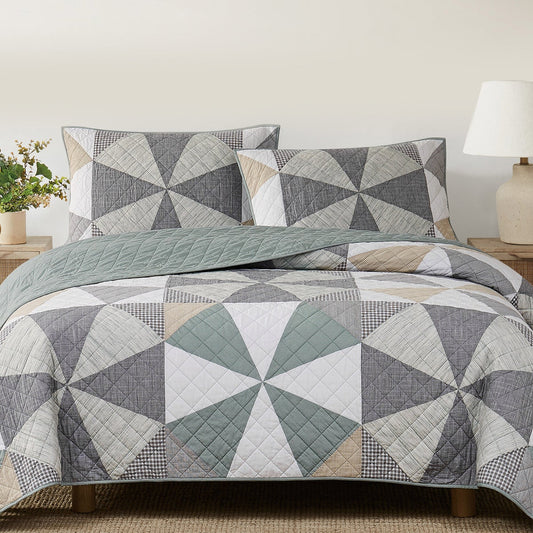 Origami KING Pieced Prairie Patchwork 3-piece Quilt Set