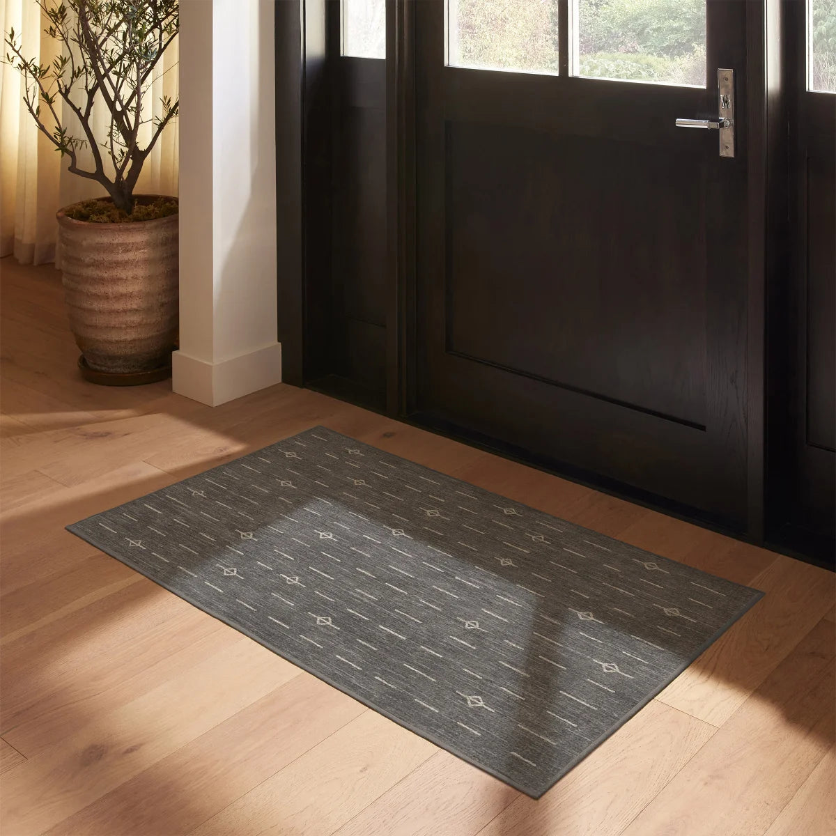 NEW - Ruggable 3’x5’ Flatwoven Washable Alina Rug - Retail $99