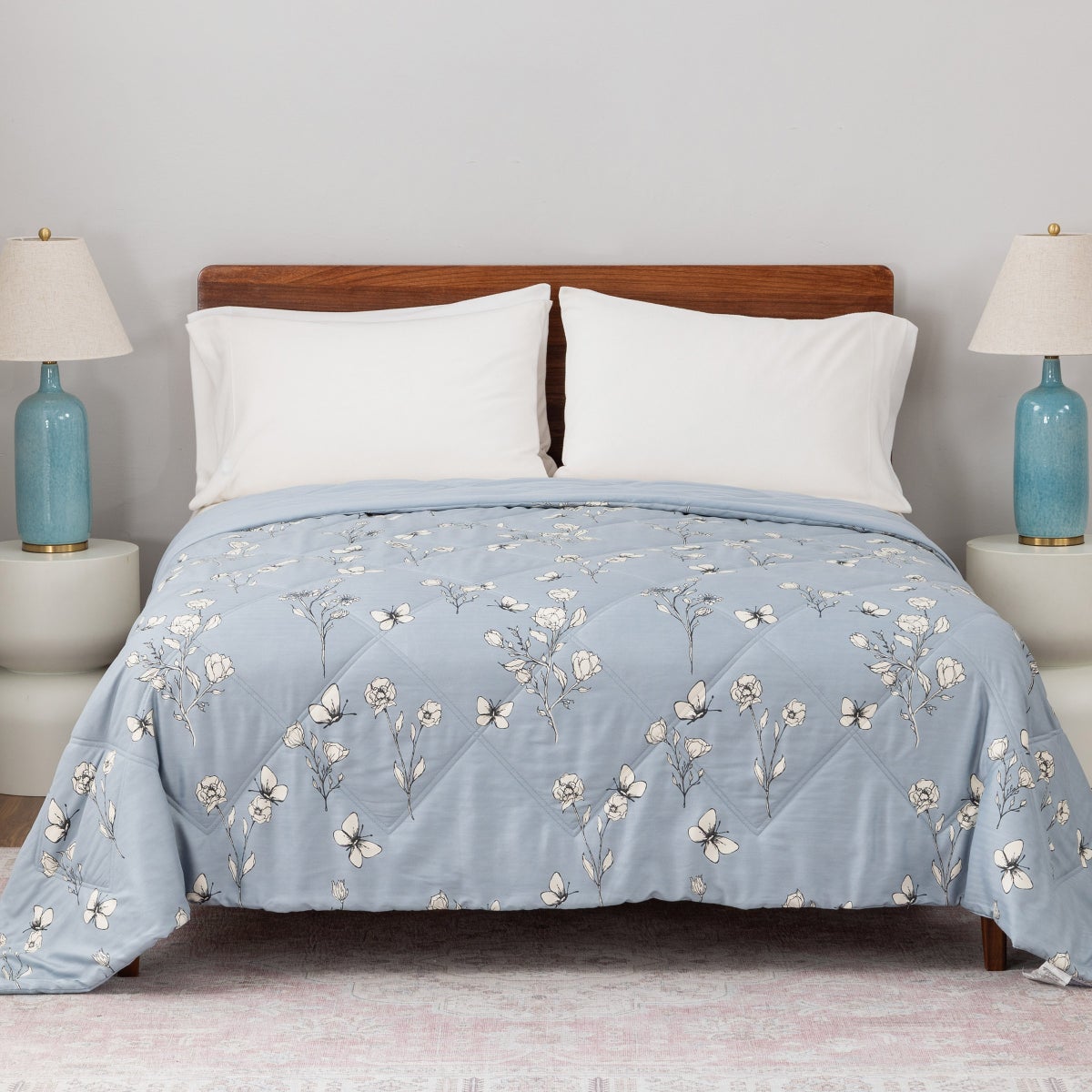 NEW - Herringbone Microfiber Down Alternative Blanket