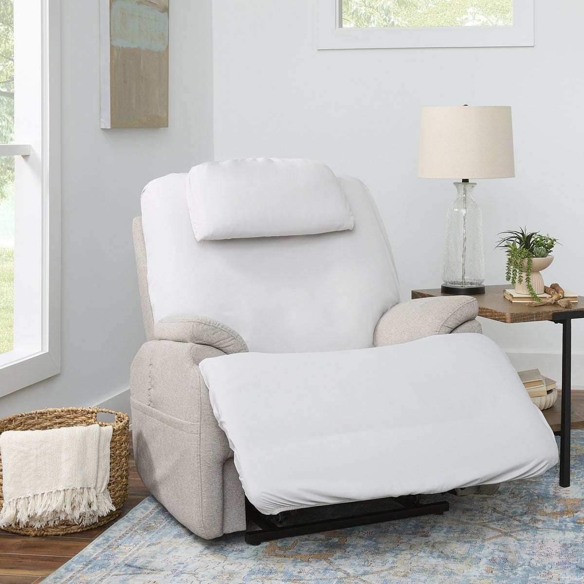 Flexsteel Zecliner Power Lift Sleep Recliner with Power Headrest and Lumbar