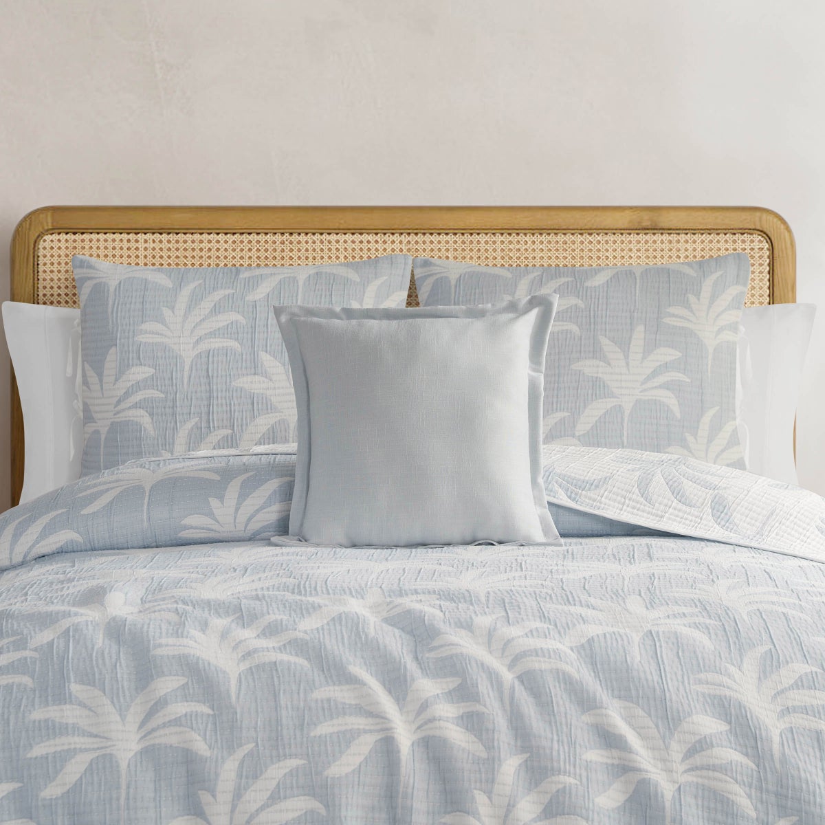 West Park Palm Tree 4-piece Quilt Set
