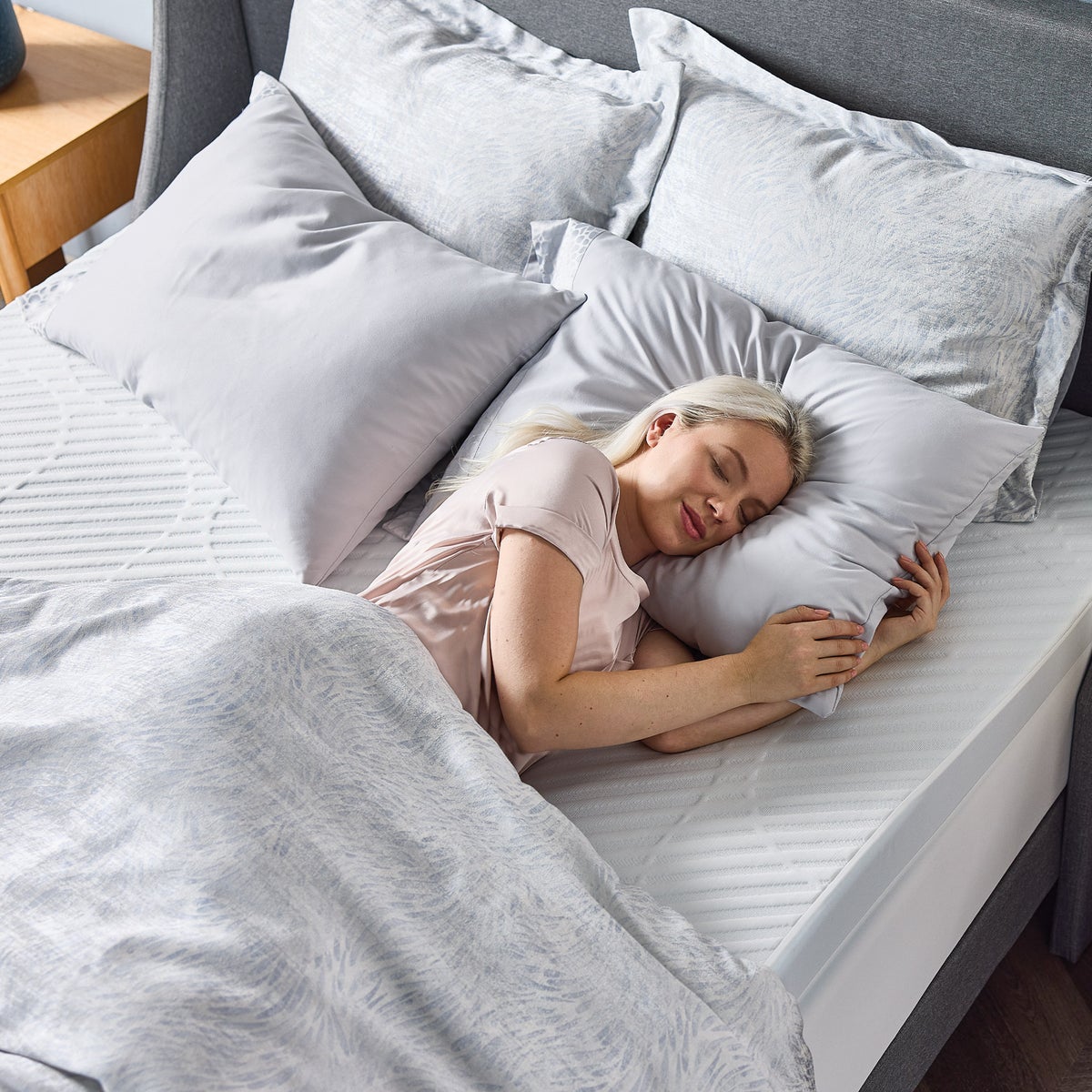 NEW - Novaform ComfortLuxe QUEEN  Plus Gel Memory Foam Mattress Topper