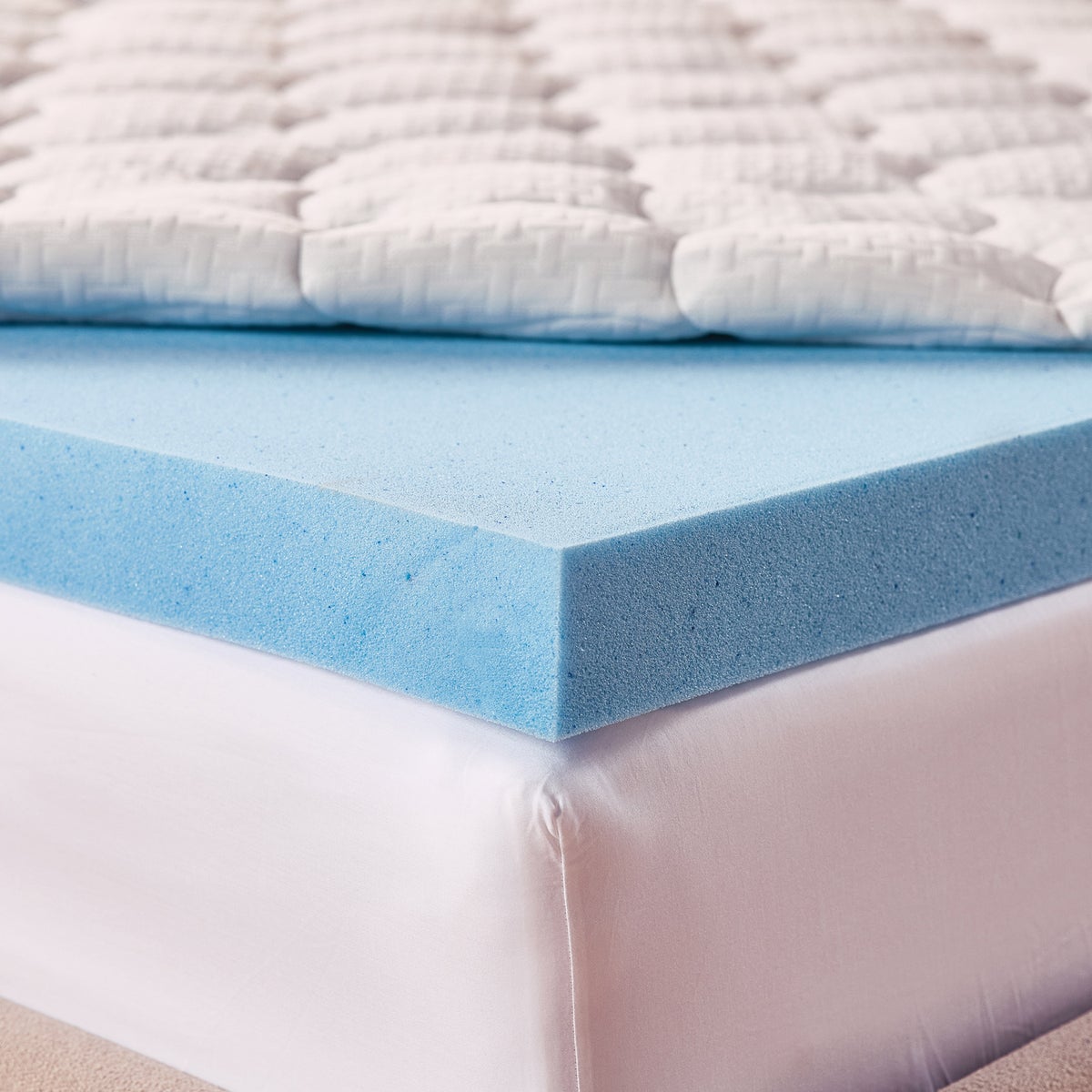 NEW - Novaform King Pillow Top Gel Memory Foam Mattress Topper