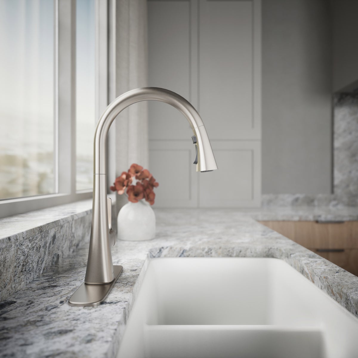 NEW - Kohler Guild Pull-down Kitchen Sink Faucet with Three-function Sprayhead, Chrome